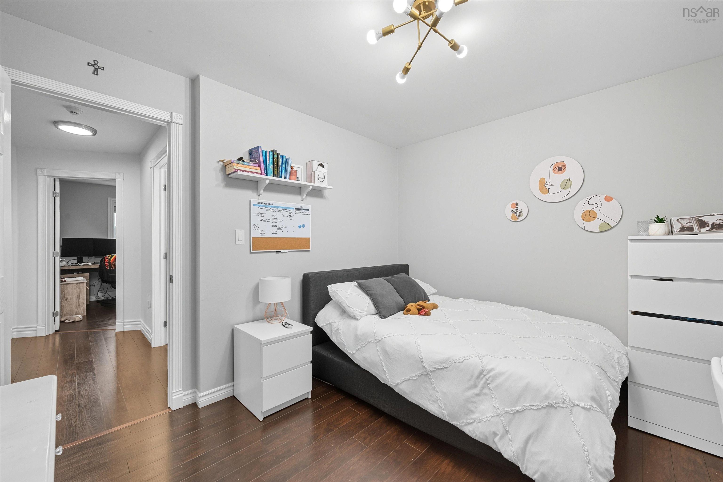 55 Donaldson Avenue photo #36