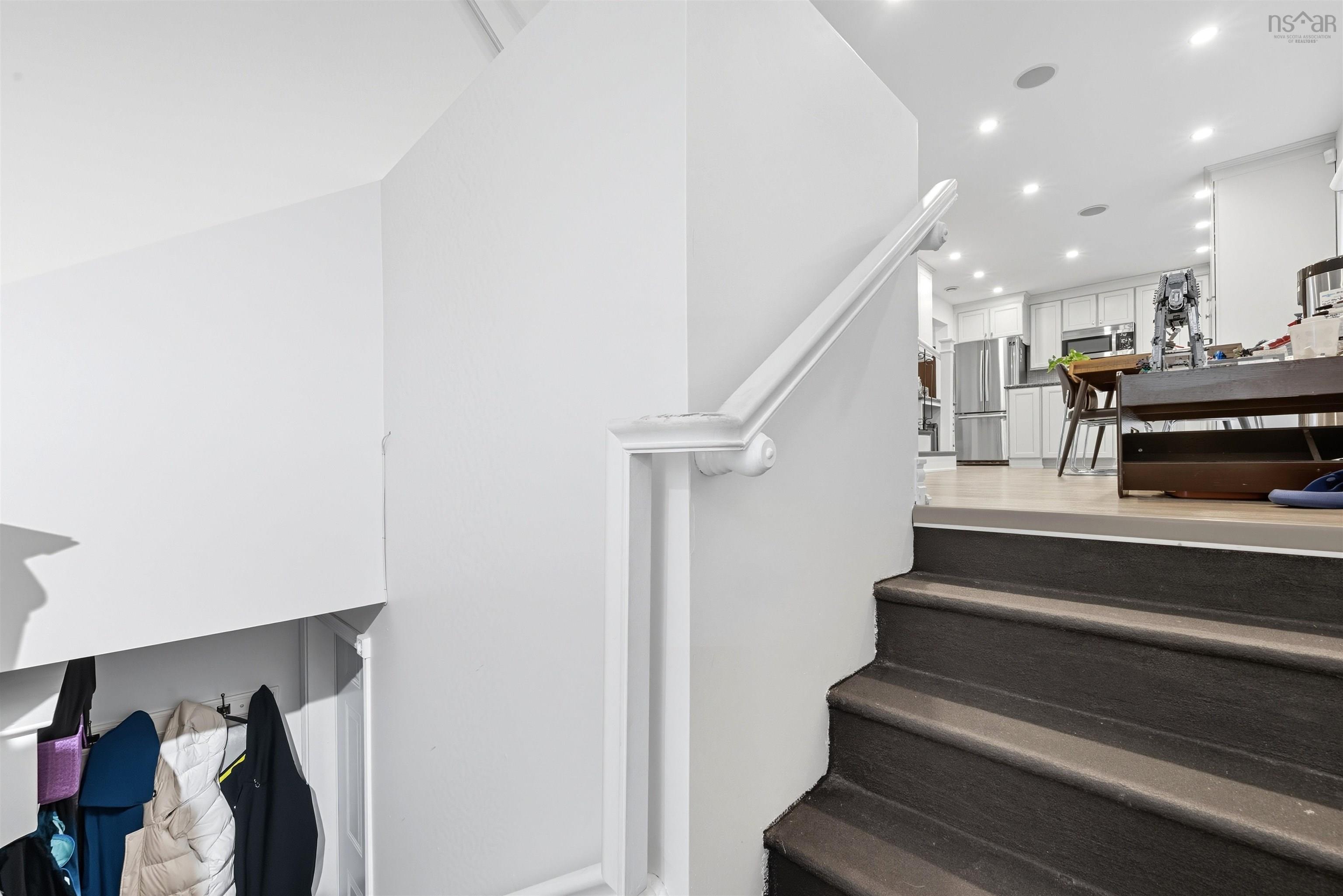 55 Donaldson Avenue photo #37