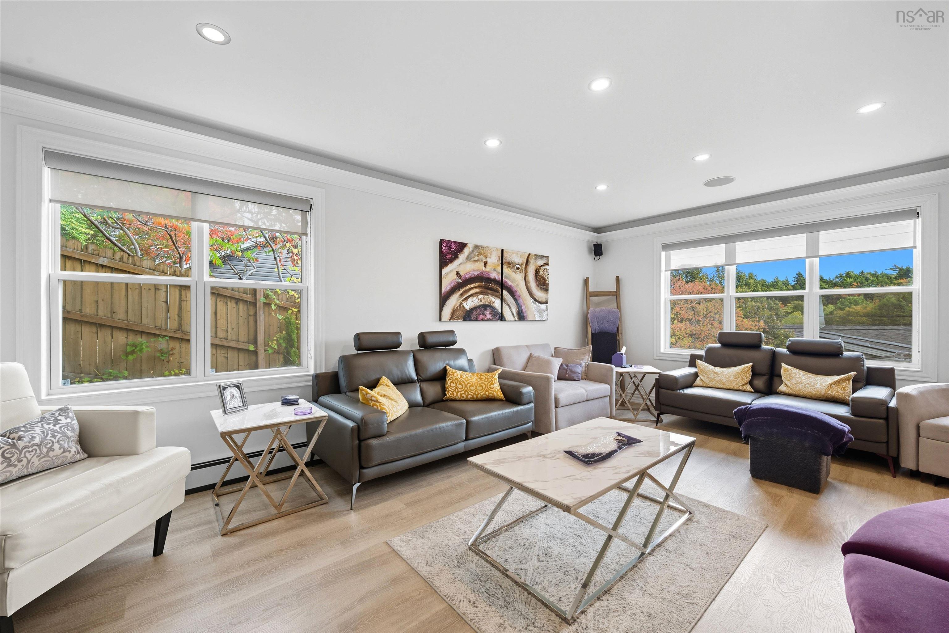 55 Donaldson Avenue photo #5