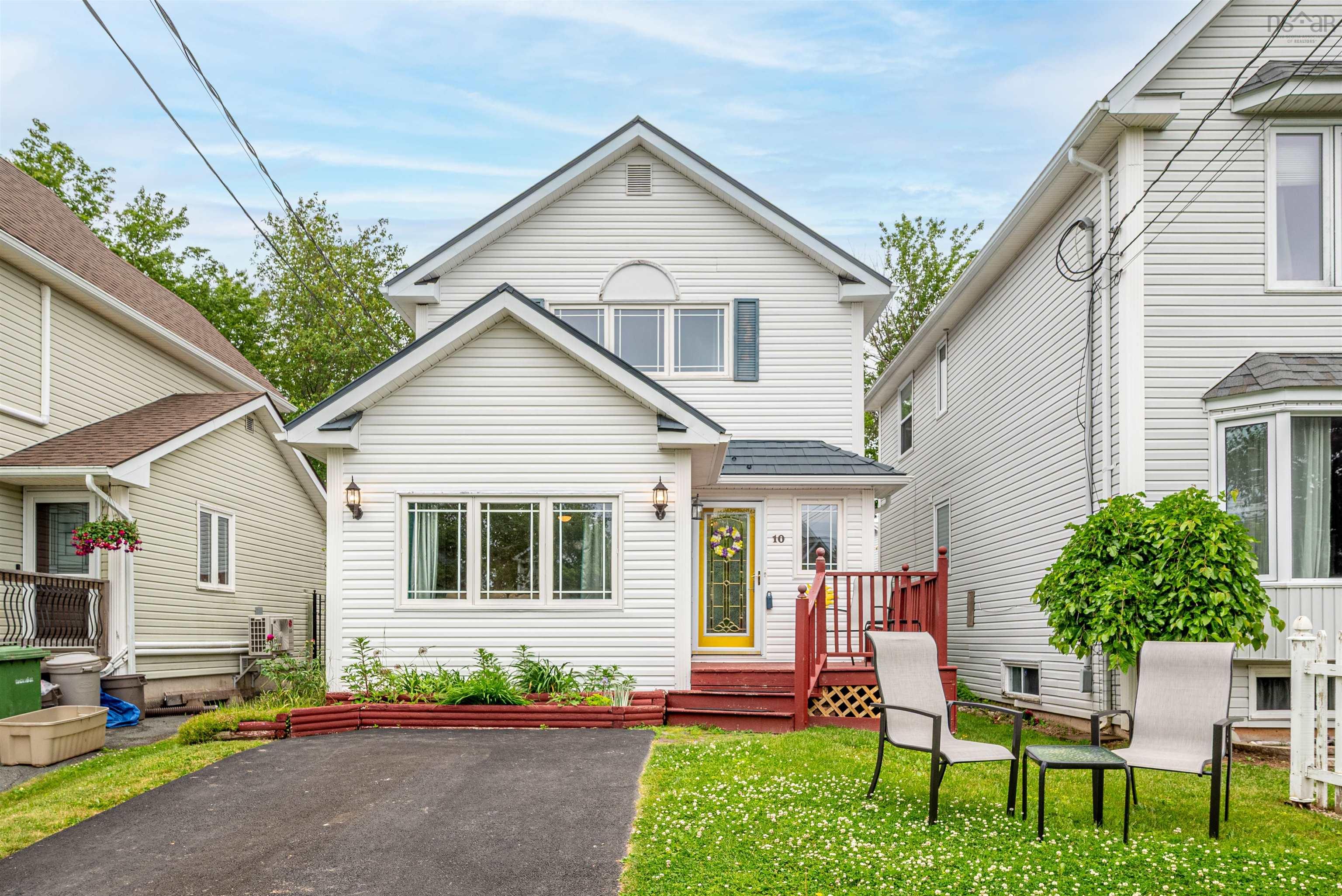 10 PENSTOCK CRT, MIDDLE SACKVILLE, NS