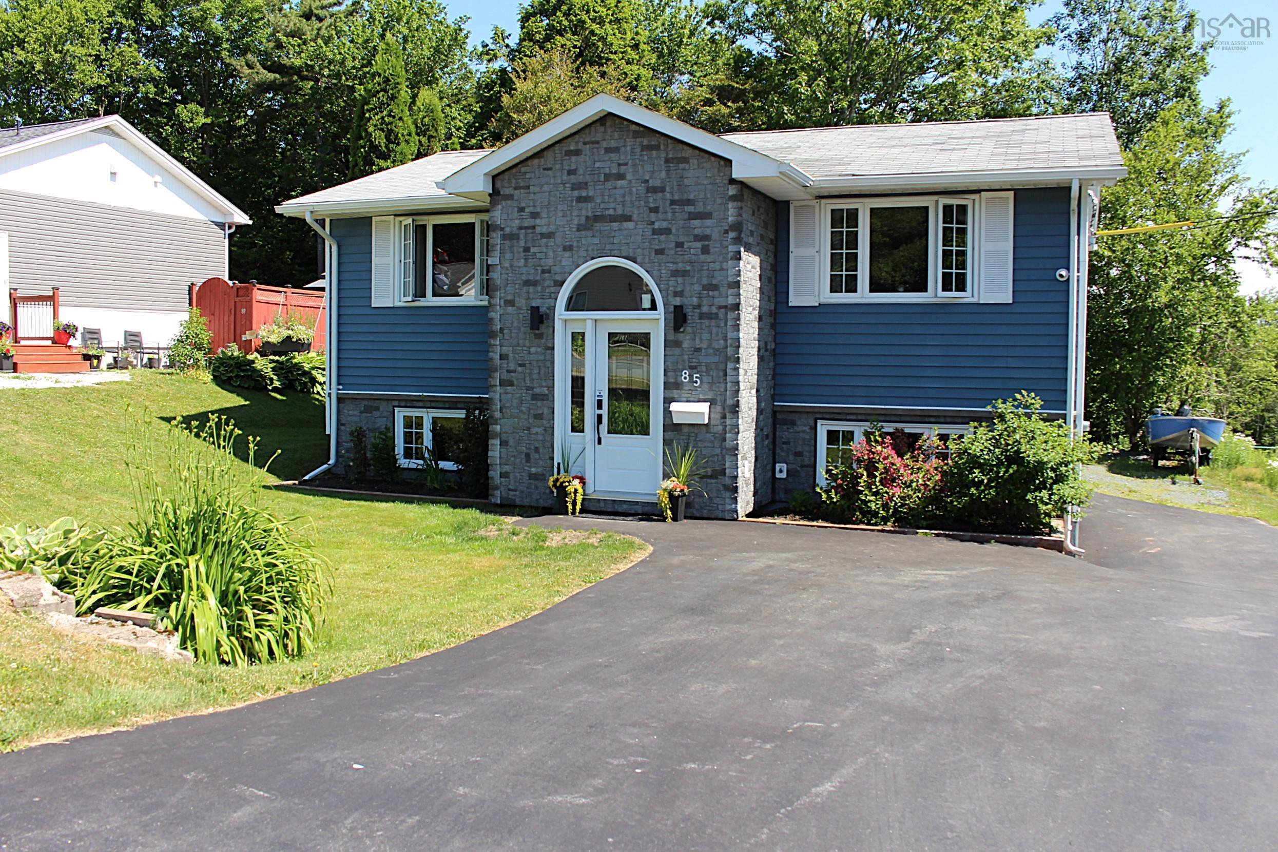 85 SYCAMORE LANE, LOWER SACKVILLE, NS Photo 1