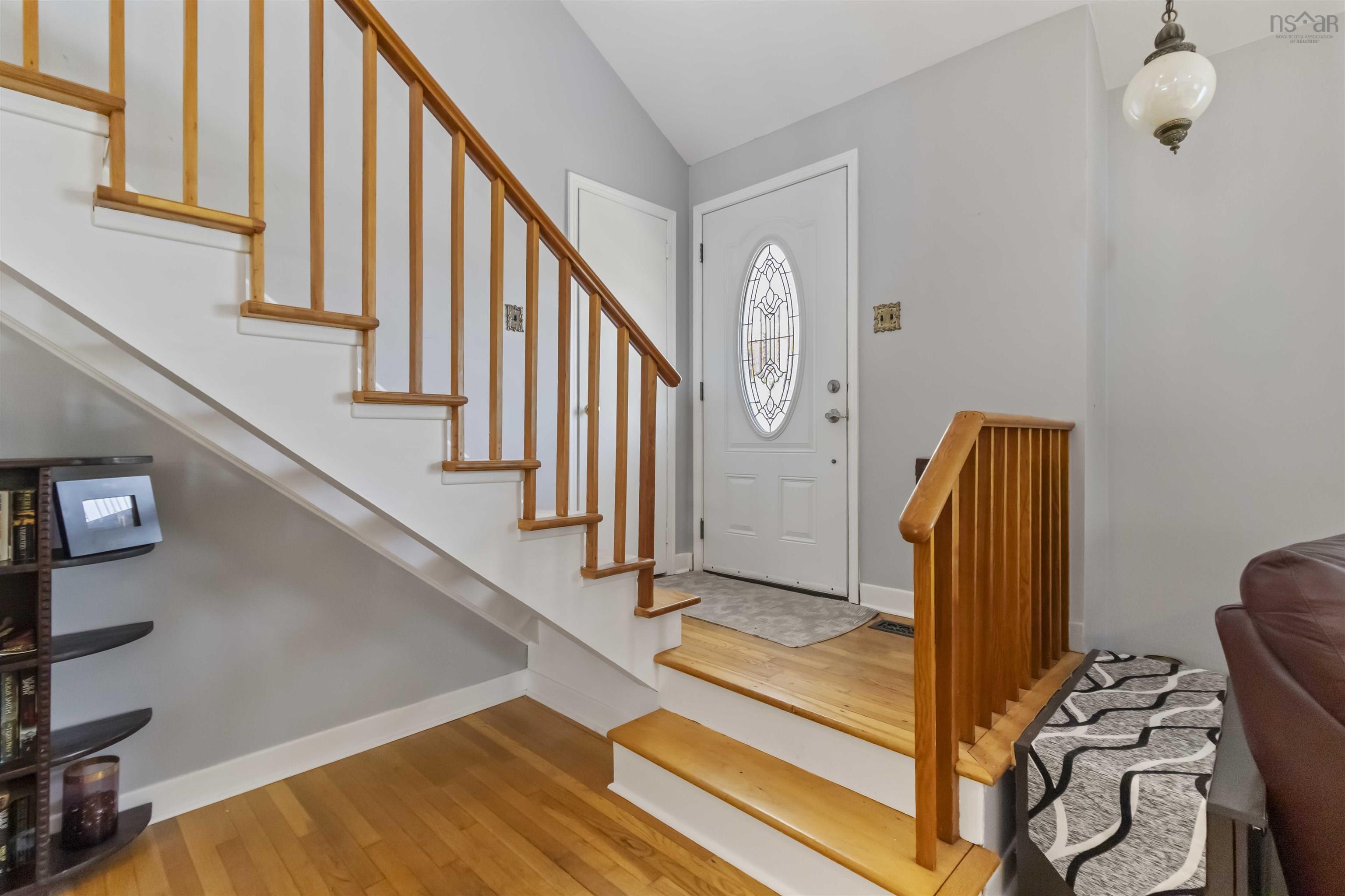 98 Wildwood Boulevard photo #6