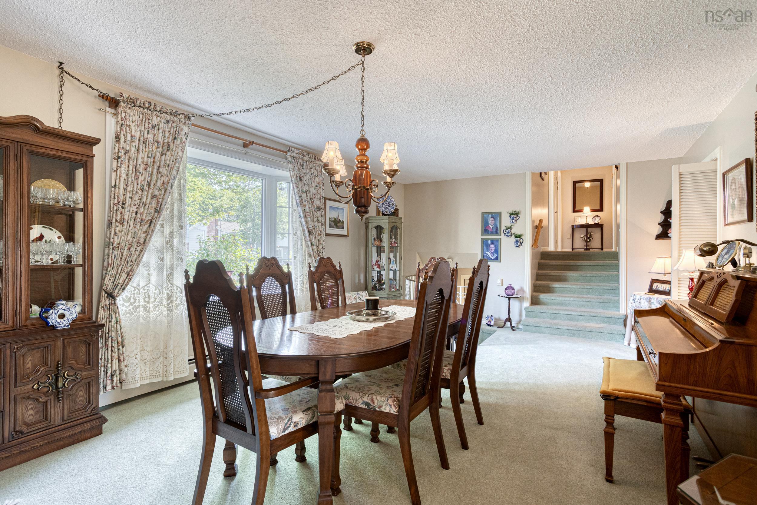 10 Wheatstone Heights photo #11