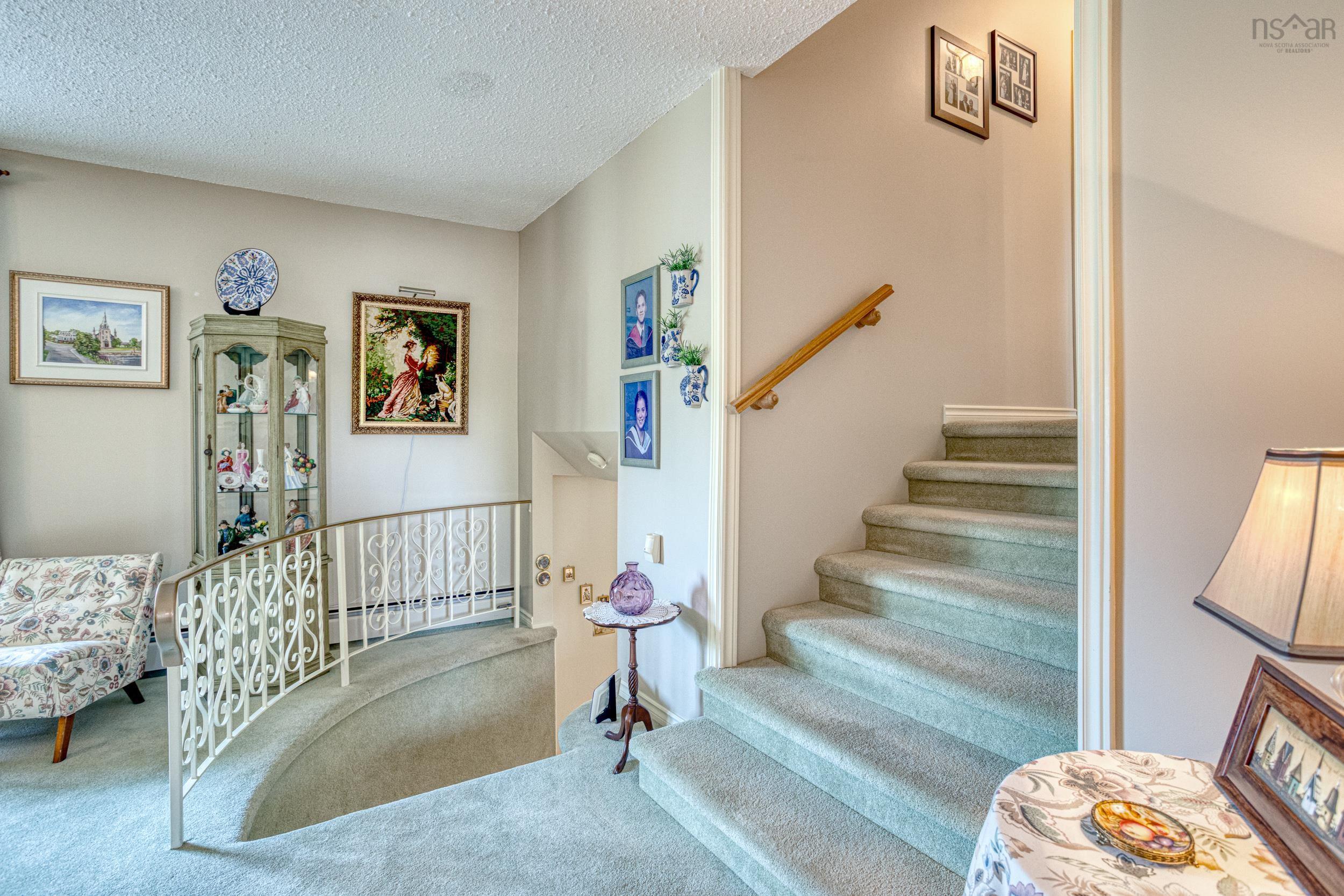 10 Wheatstone Heights photo #17