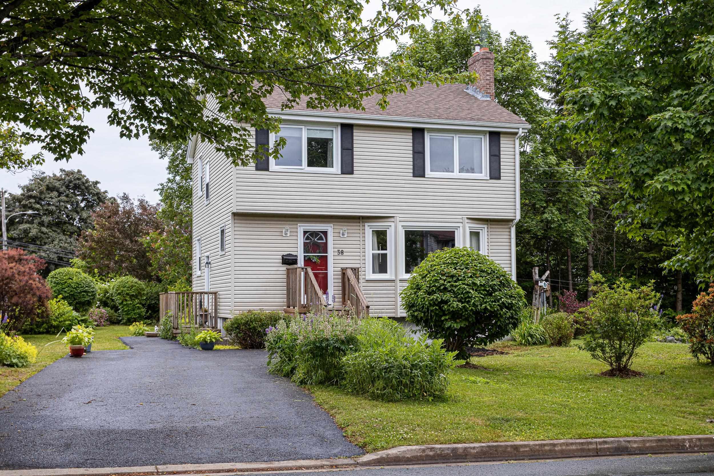 38 LAWSON AVE, DARTMOUTH, NS Photo 1