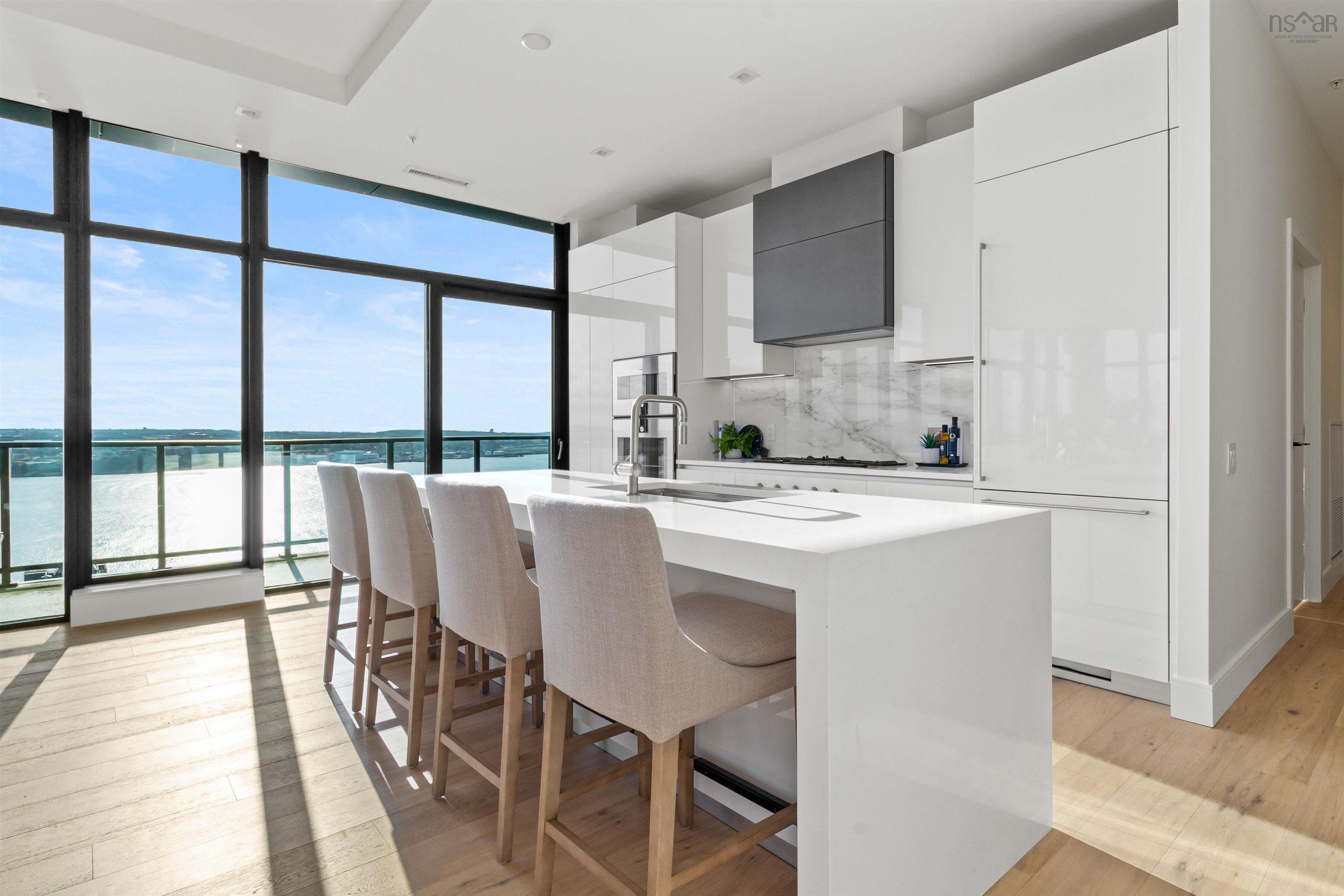 2302 1650 Granville Street photo #12