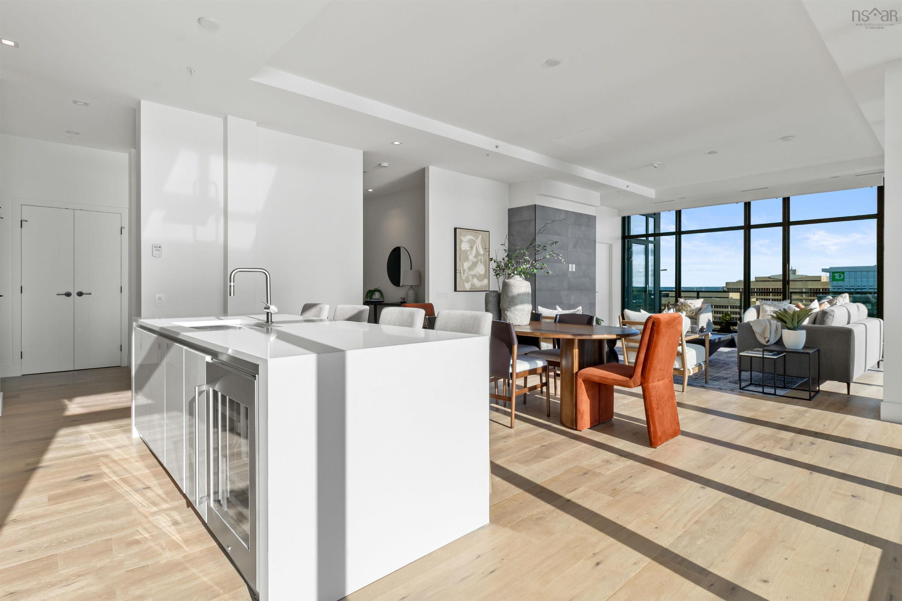 2302 1650 Granville Street photo #15