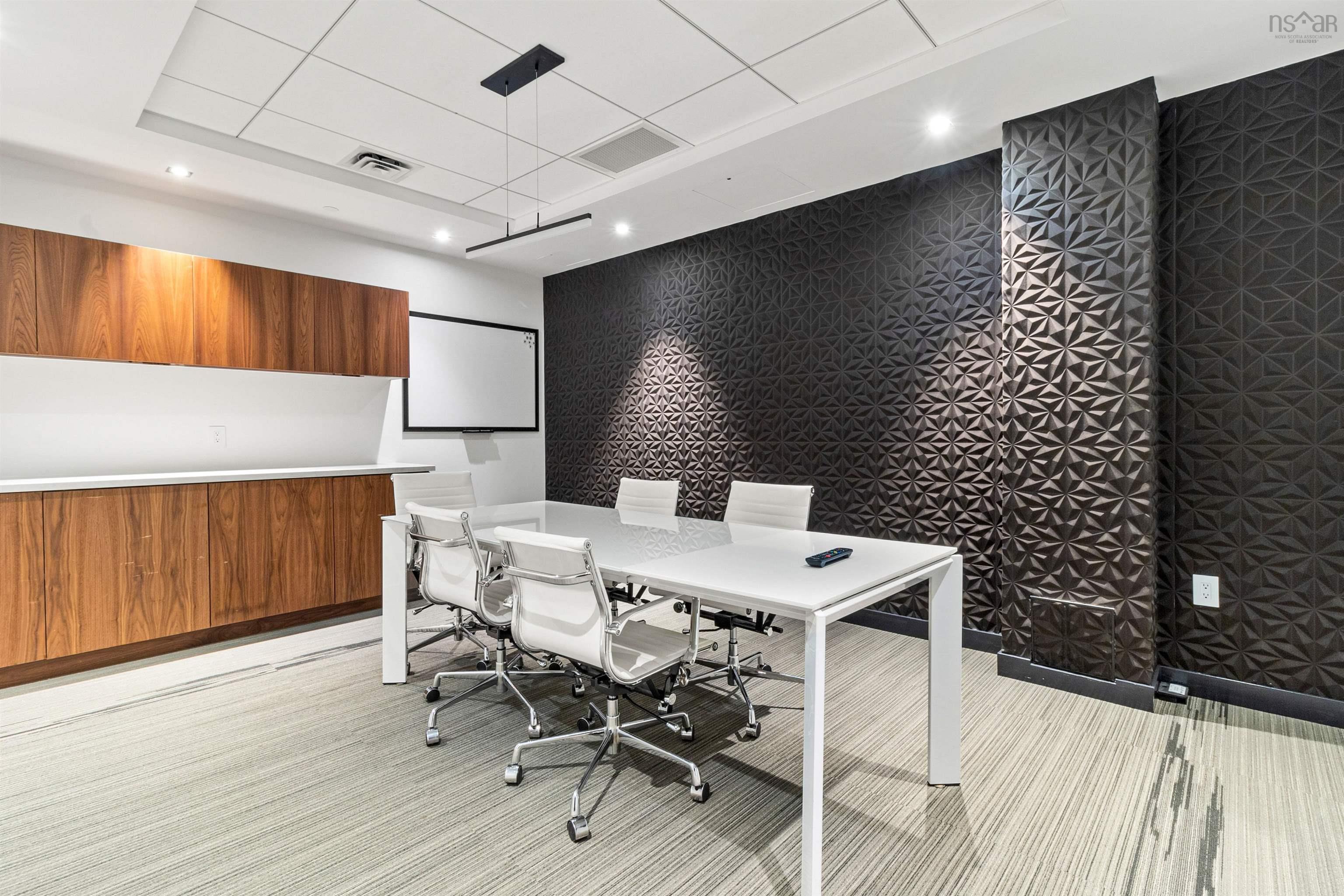 2302 1650 Granville Street photo #49