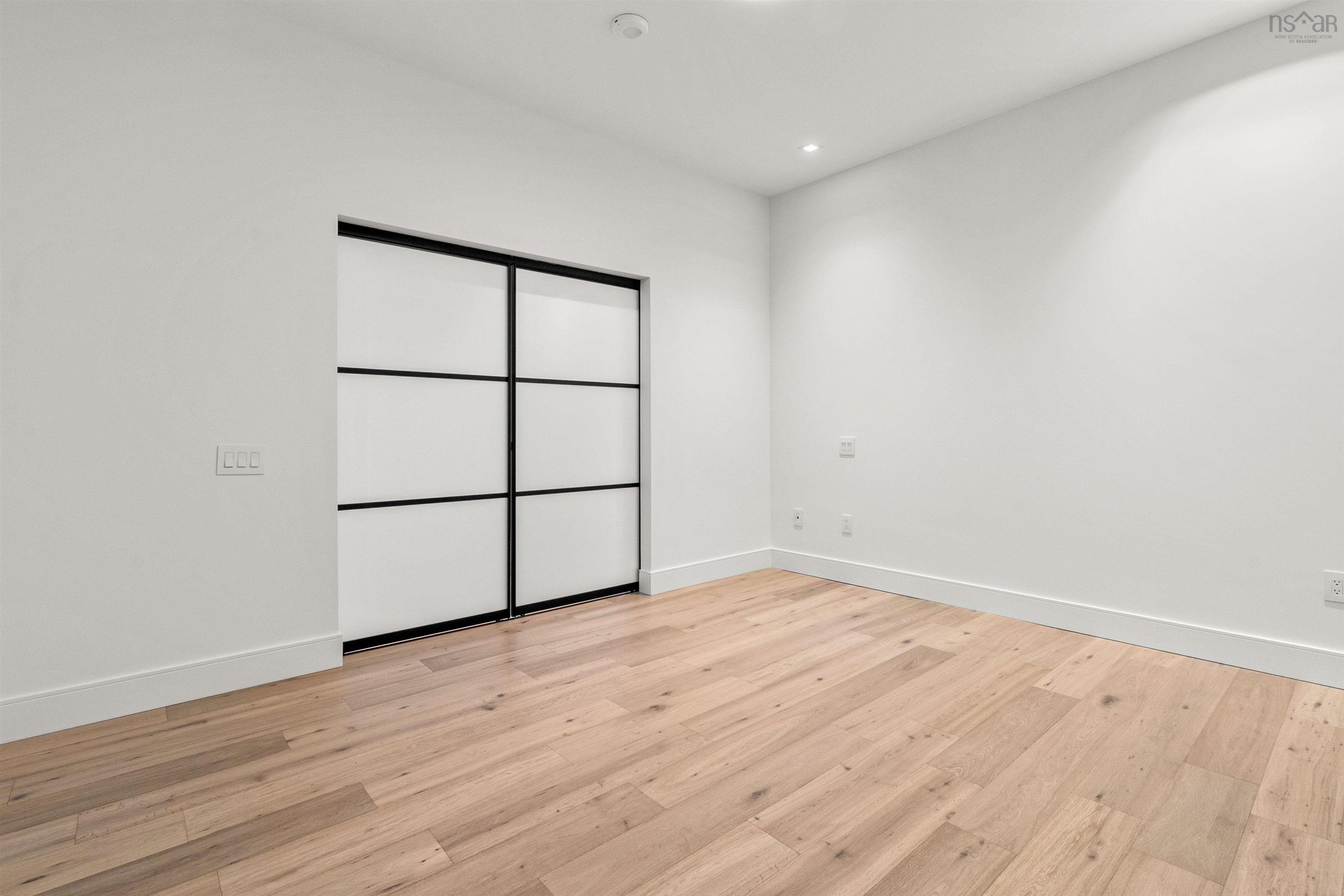 2303 1650 Granville Street photo #27