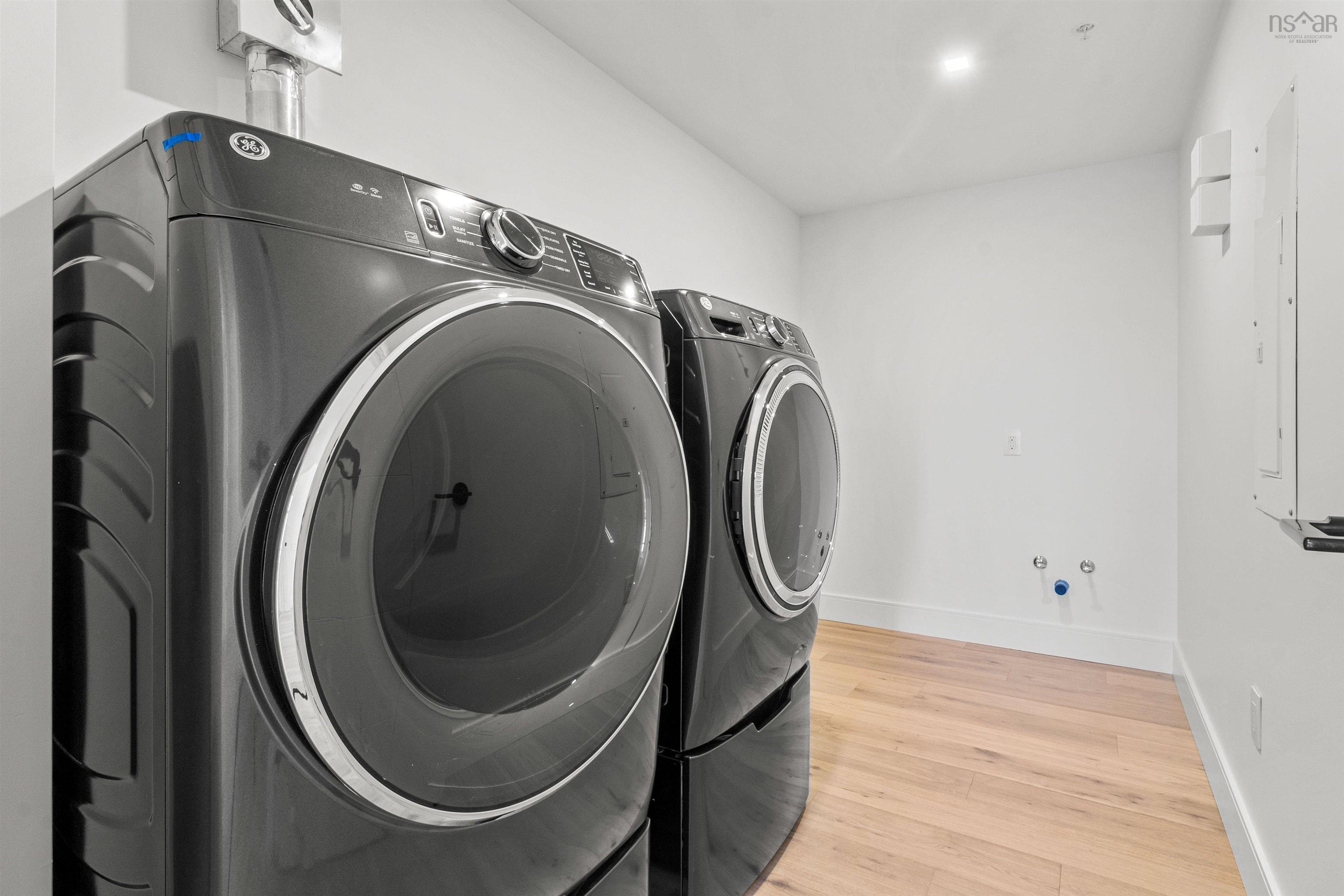 2303 1650 Granville Street photo #32