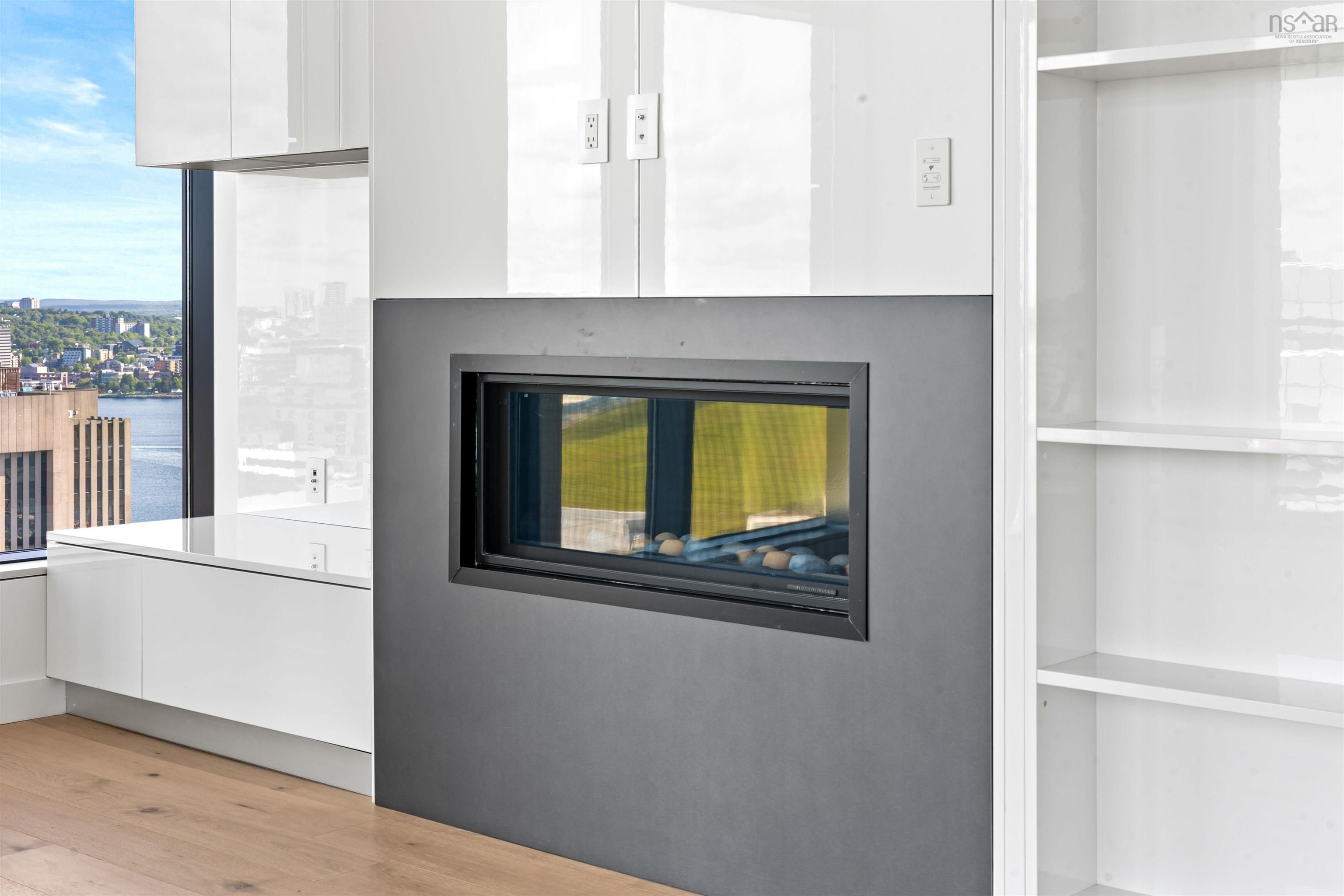 2301 1650 Granville Street photo #11