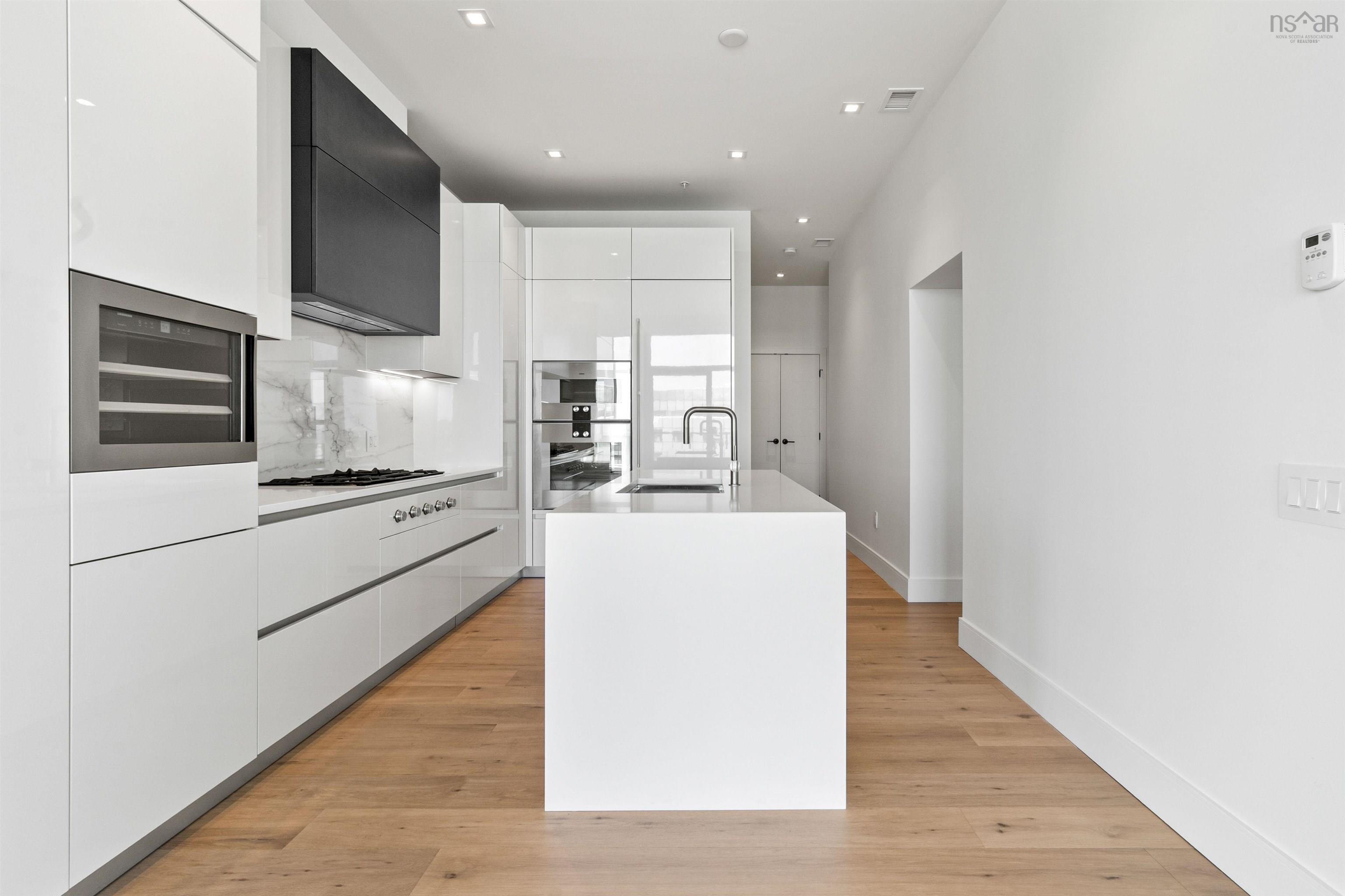 2301 1650 Granville Street photo #13