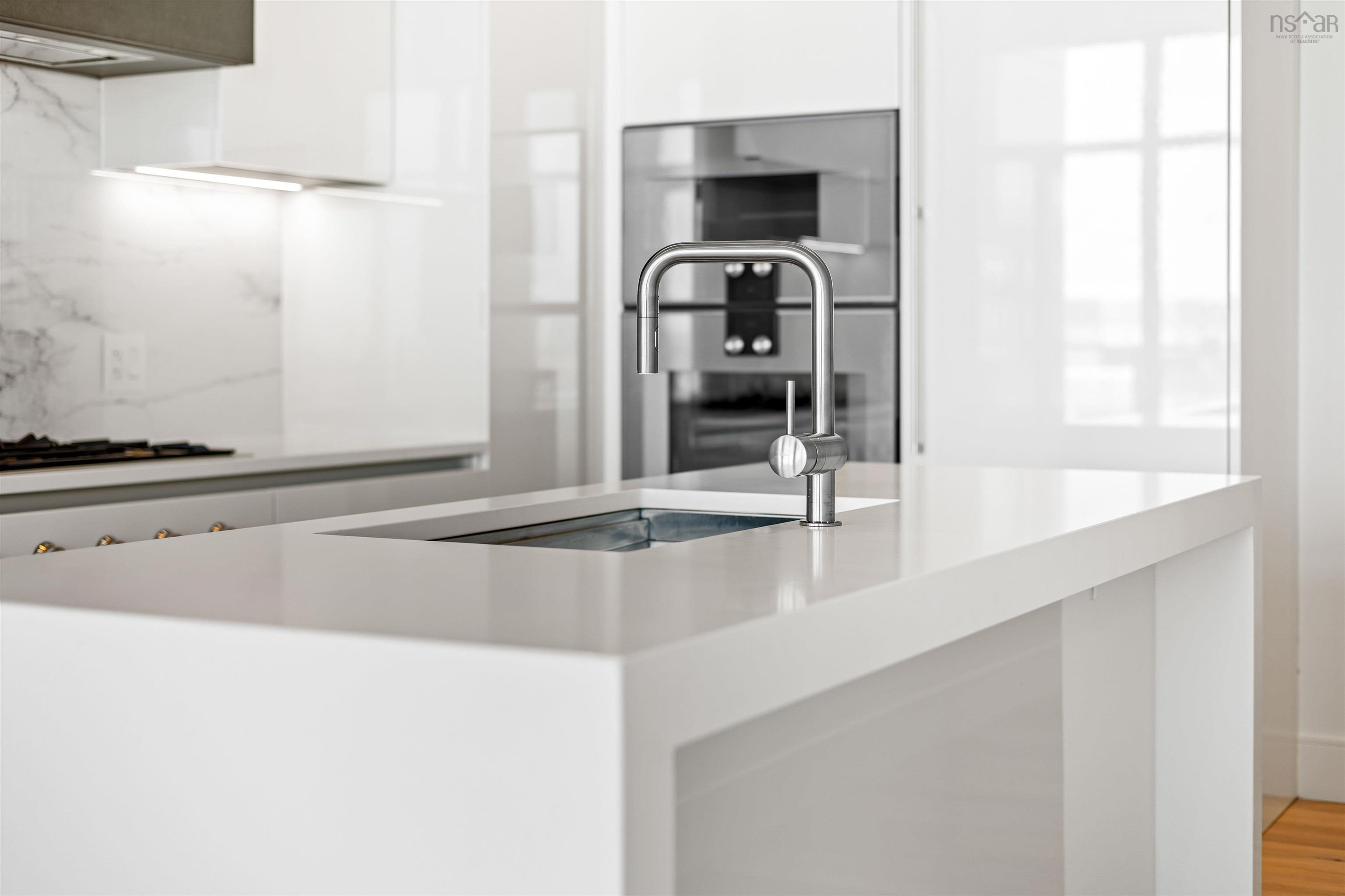 2301 1650 Granville Street photo #16