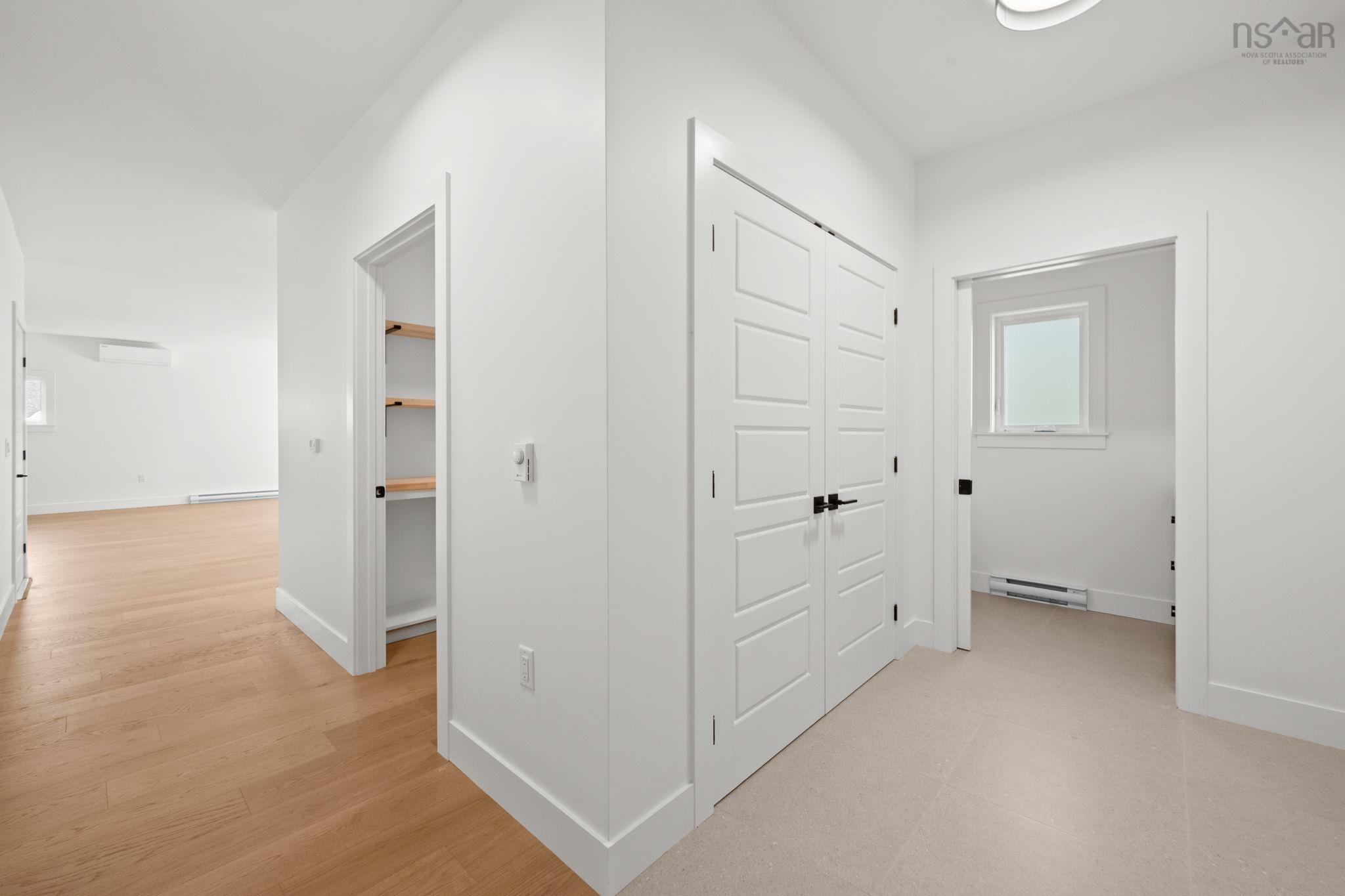 170 Olive Avenue photo #14