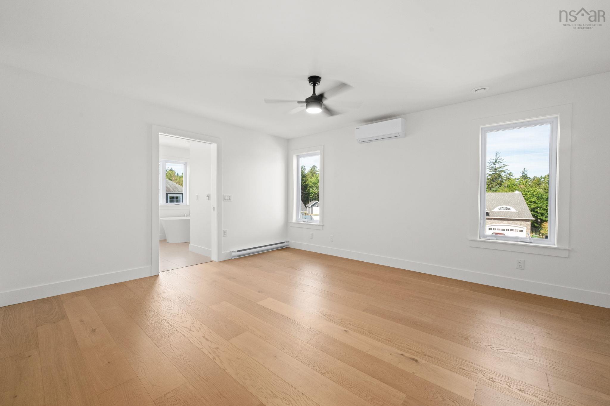 170 Olive Avenue photo #18