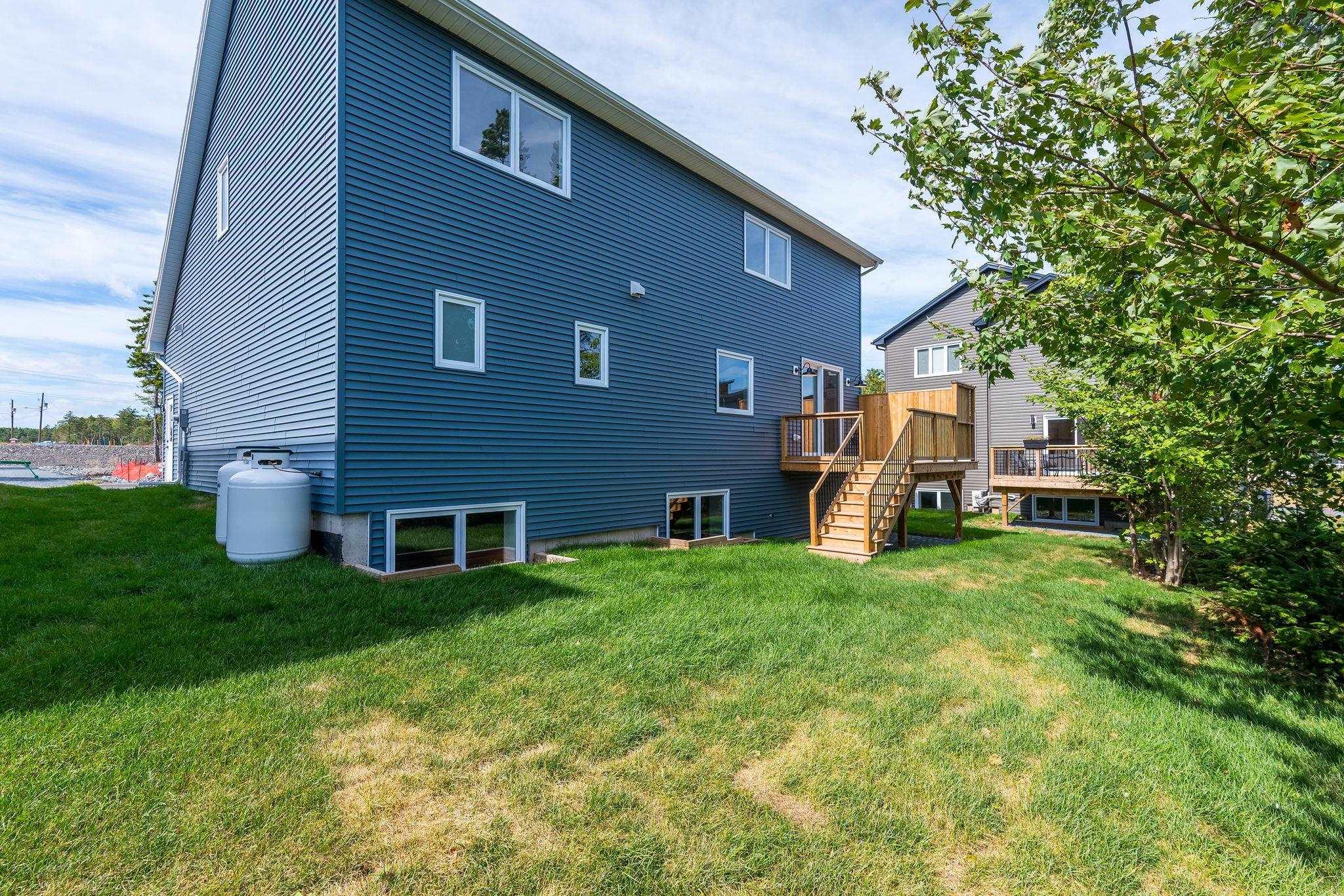 170 Olive Avenue photo #3