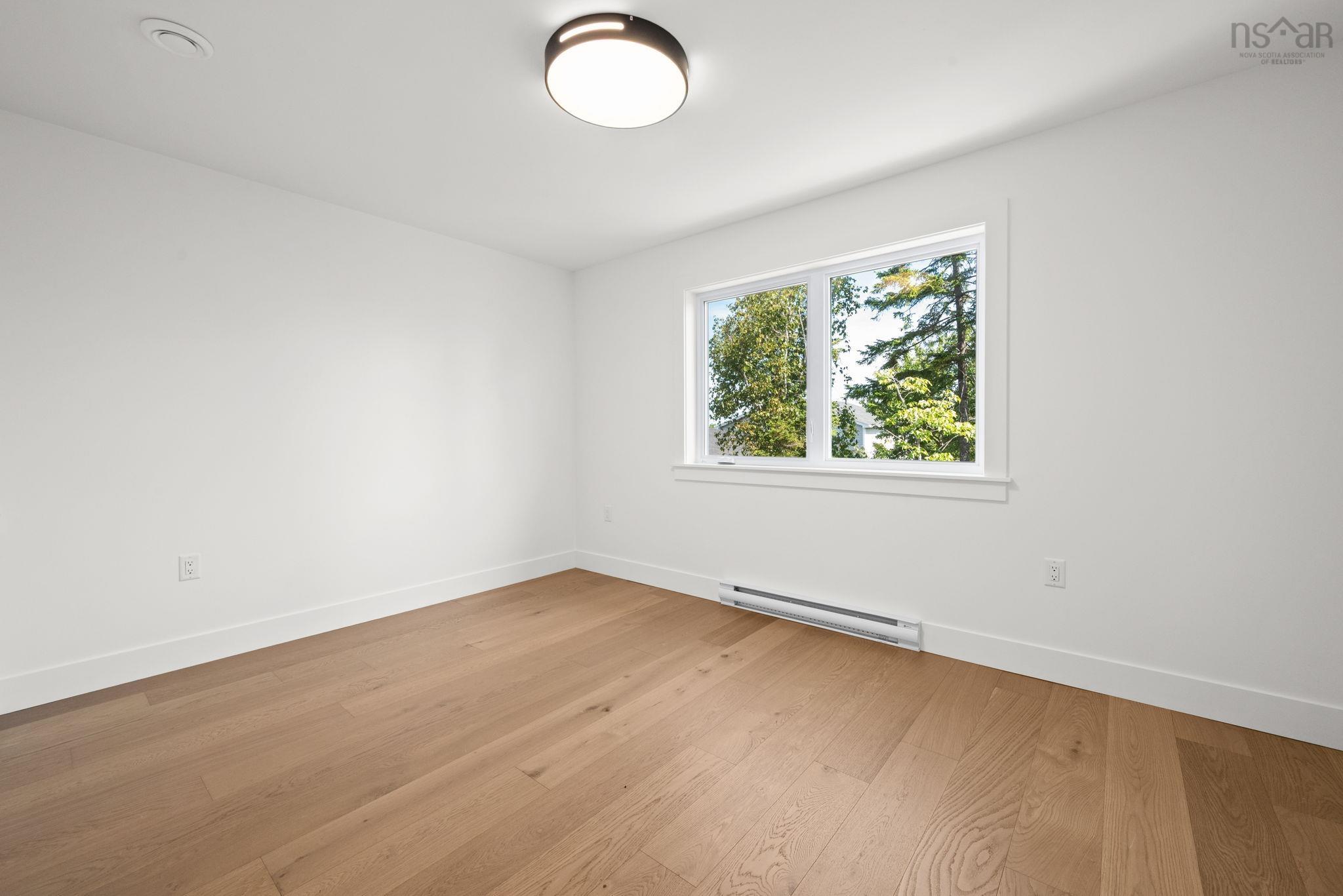 170 Olive Avenue photo #23