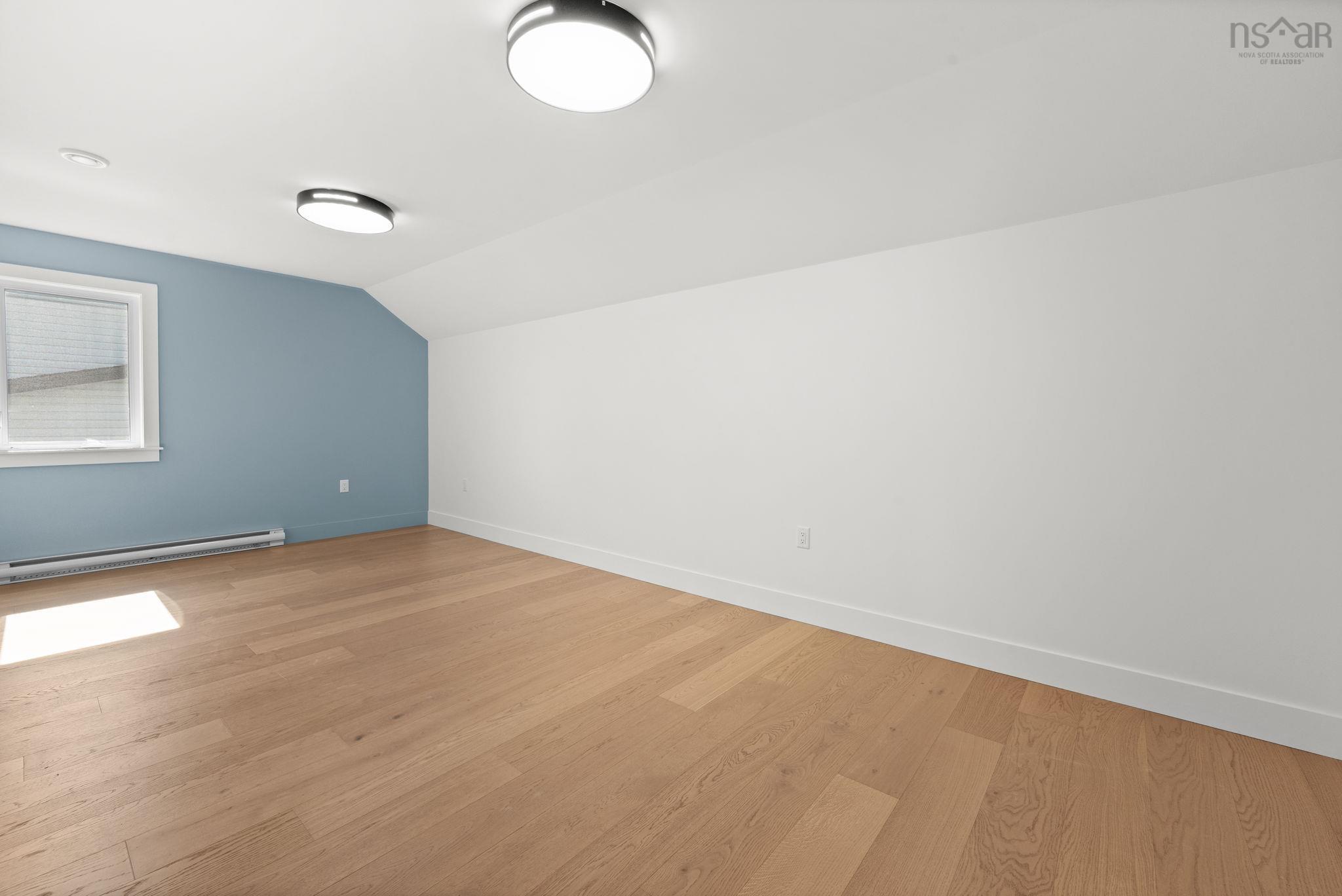 170 Olive Avenue photo #27