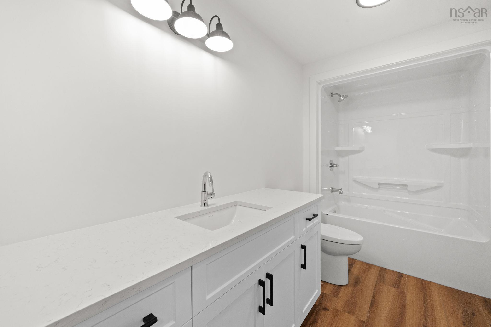 170 Olive Avenue photo #29