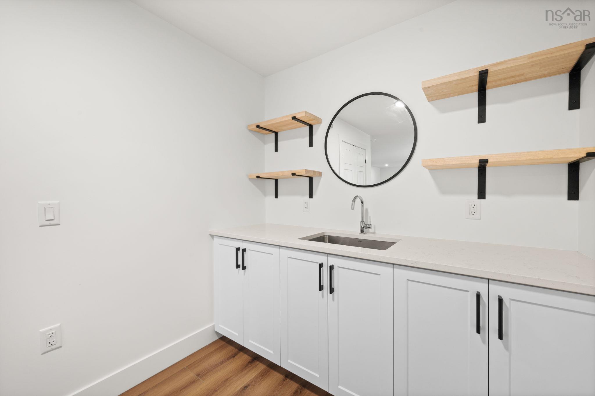 170 Olive Avenue photo #30