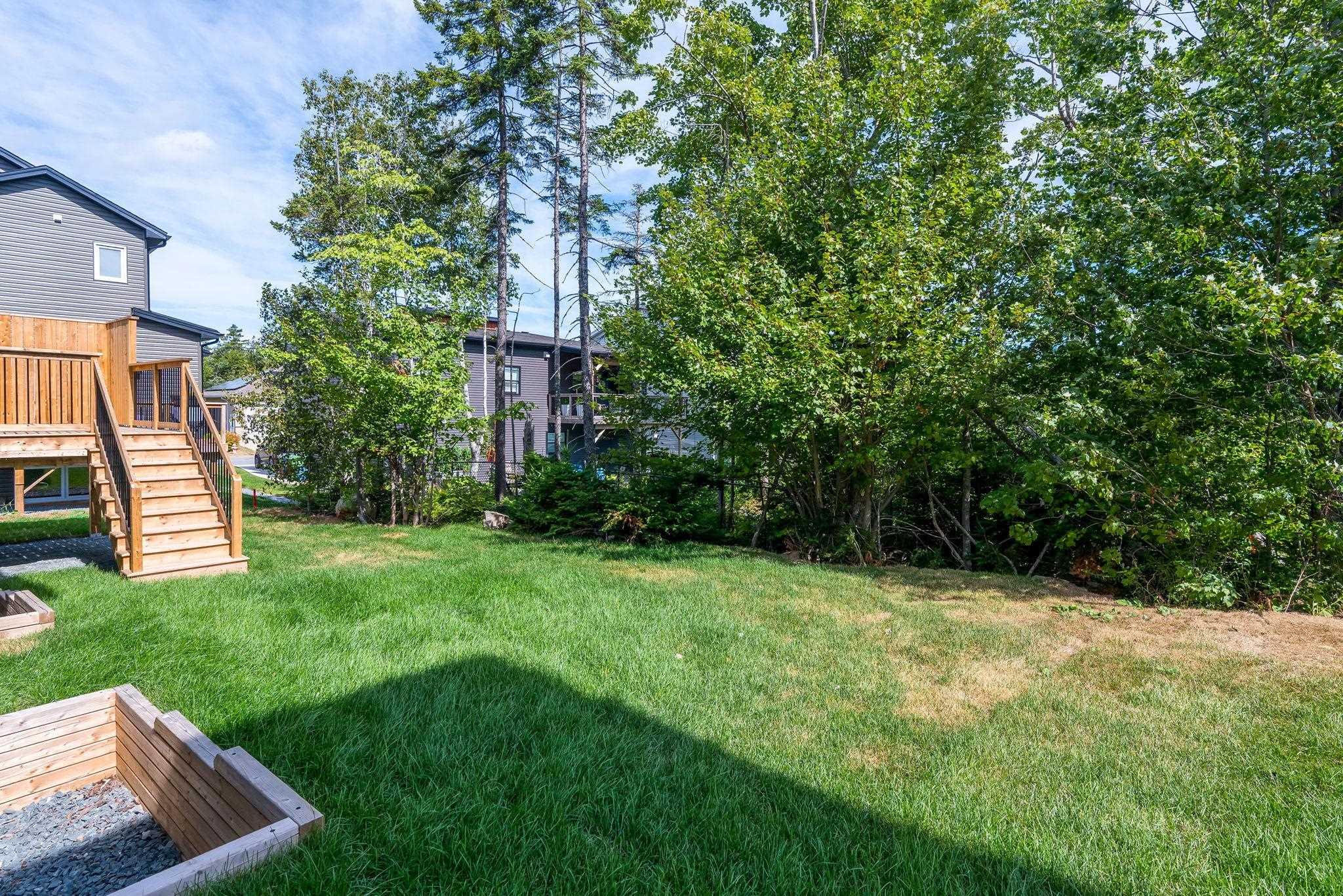 170 Olive Avenue photo #6