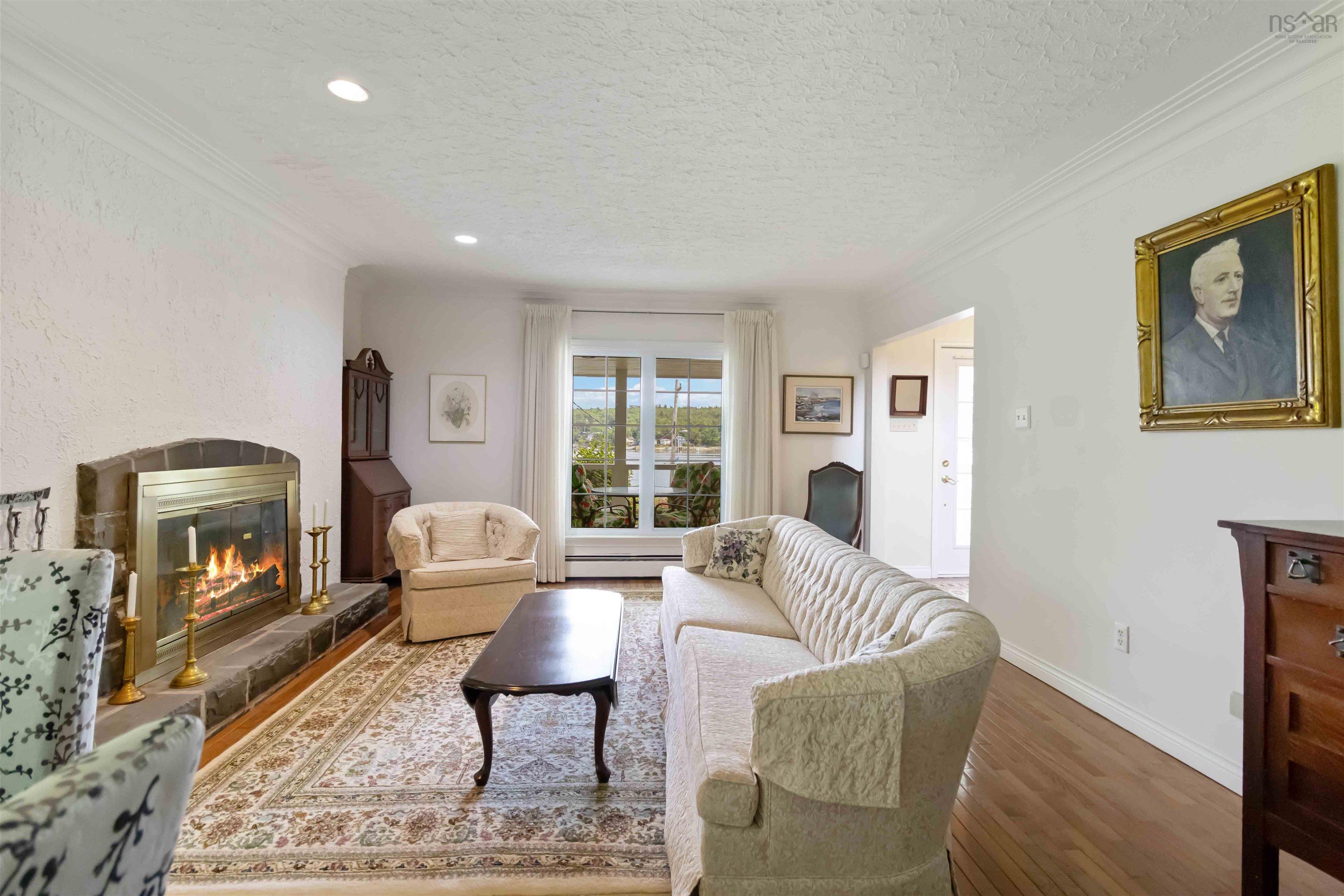 11 Keefe Road photo #16