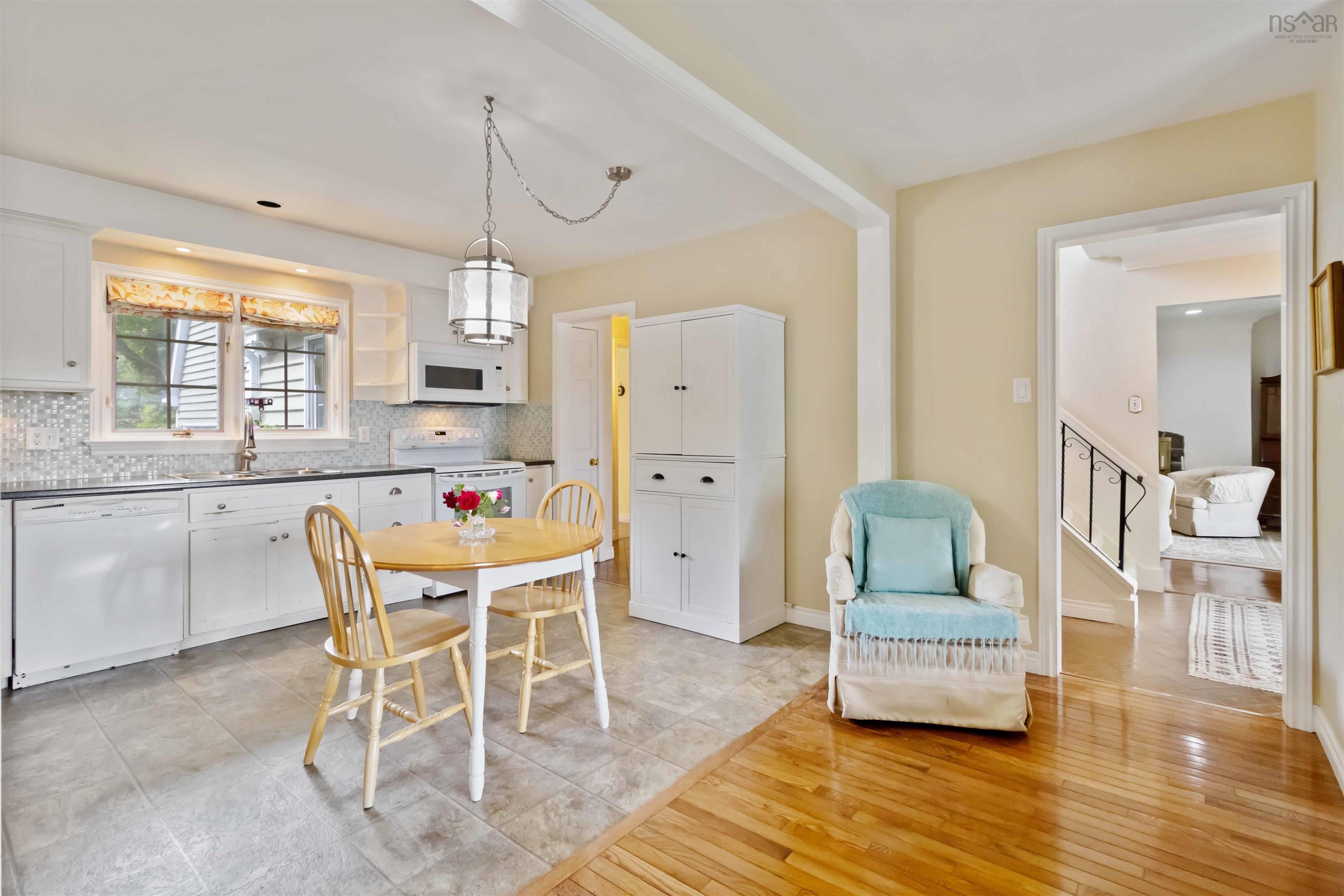 11 Keefe Road photo #30