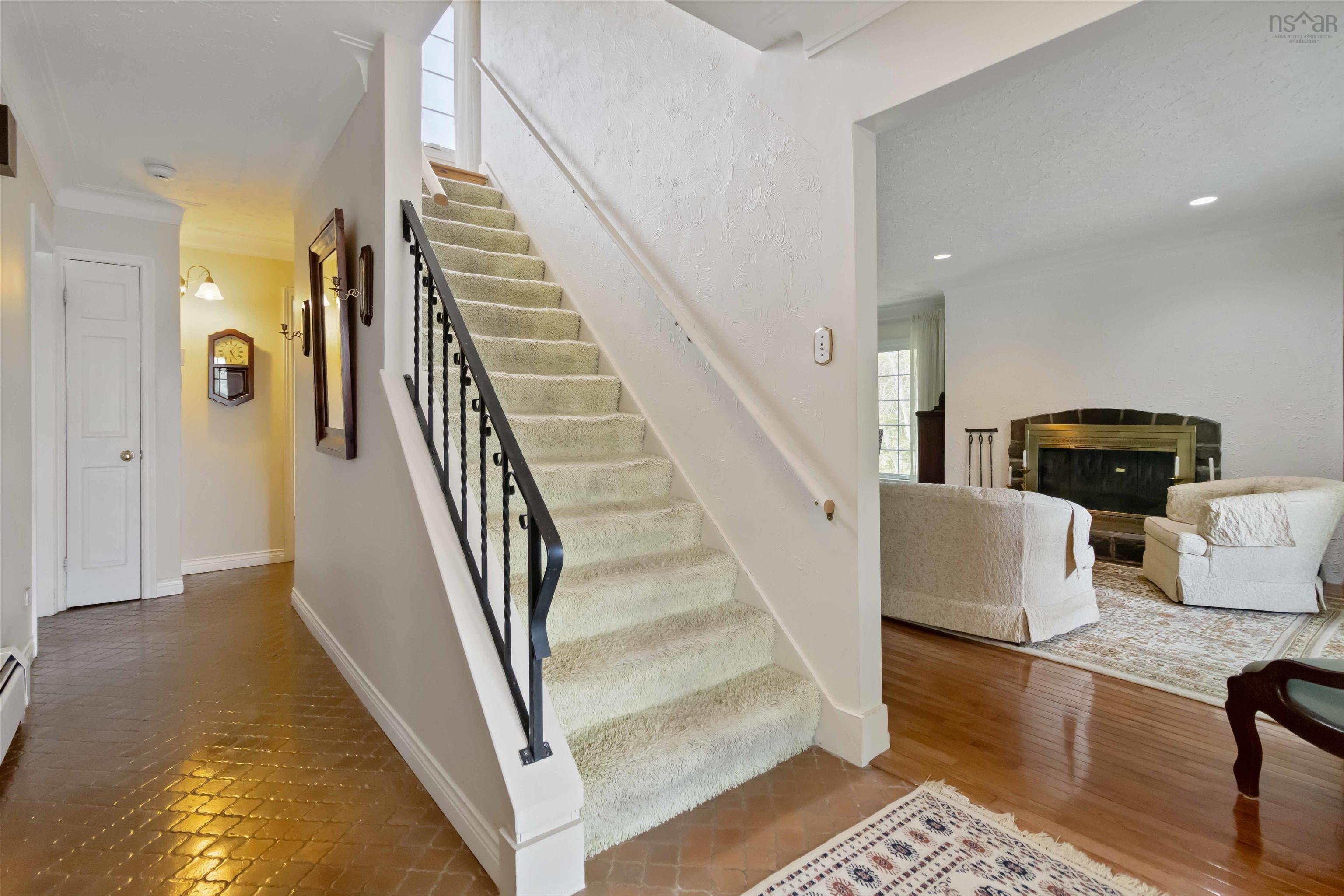 11 Keefe Road photo #9