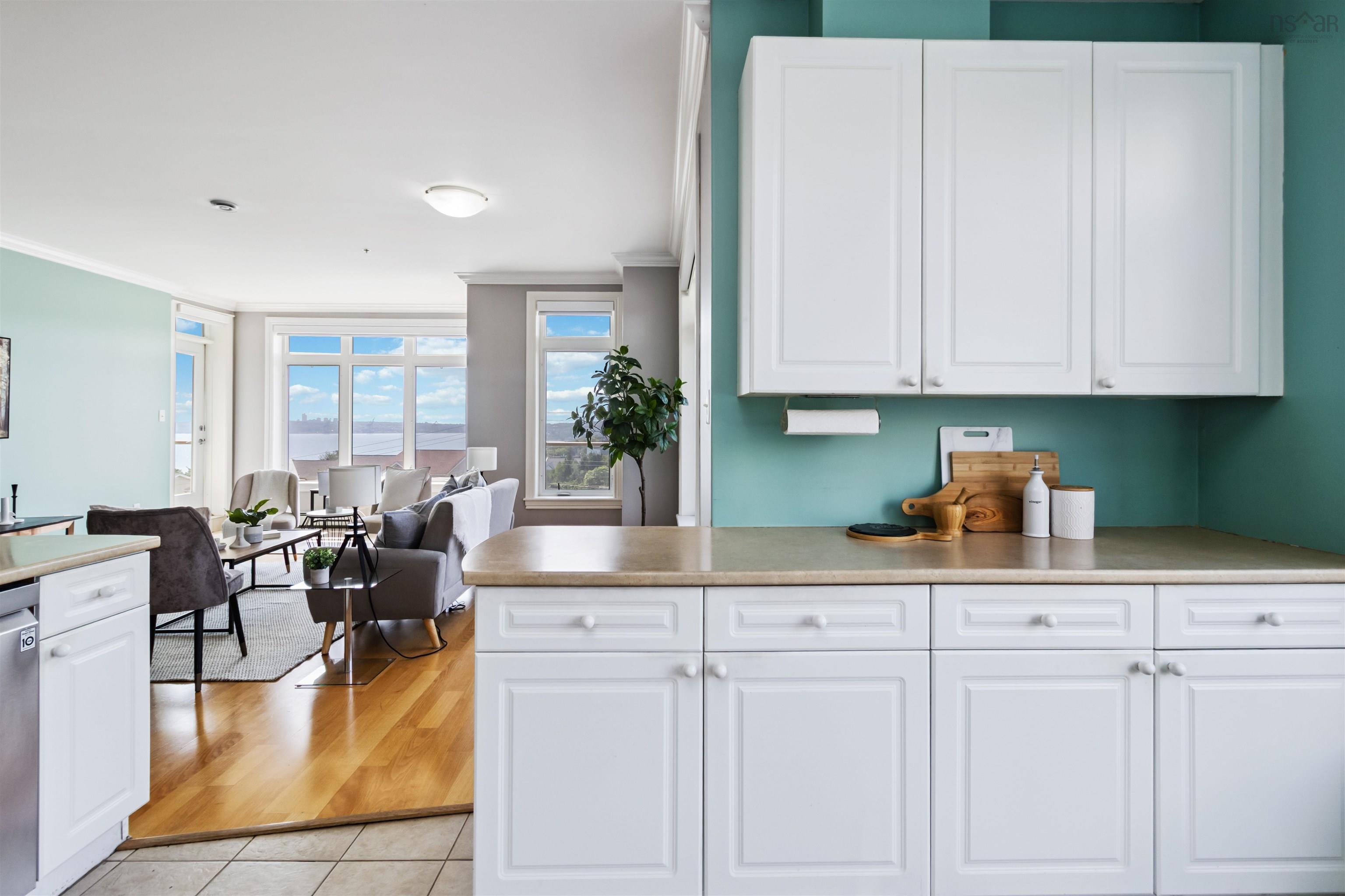 110 53 Bedros Lane photo #18