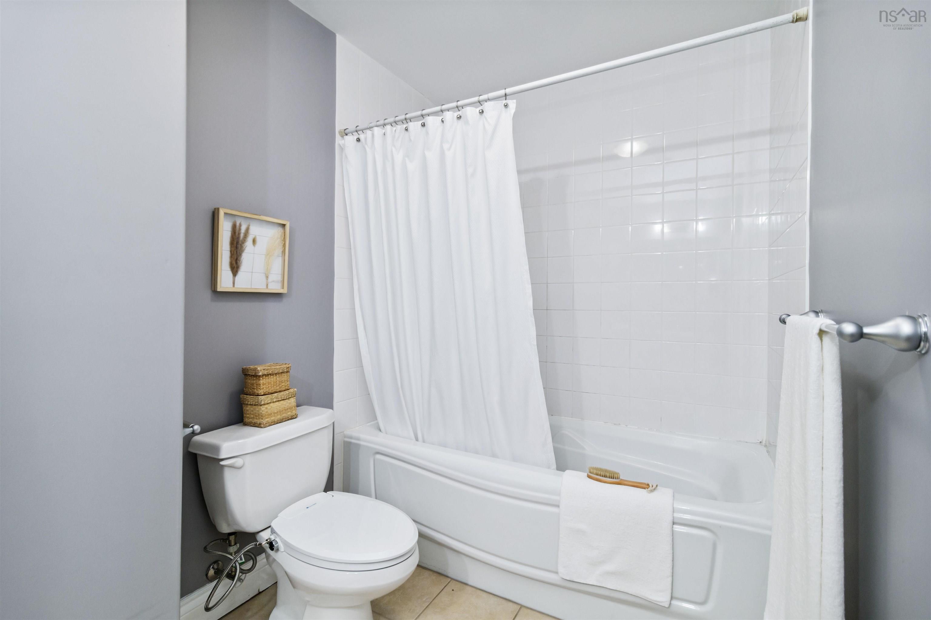 110 53 Bedros Lane photo #27