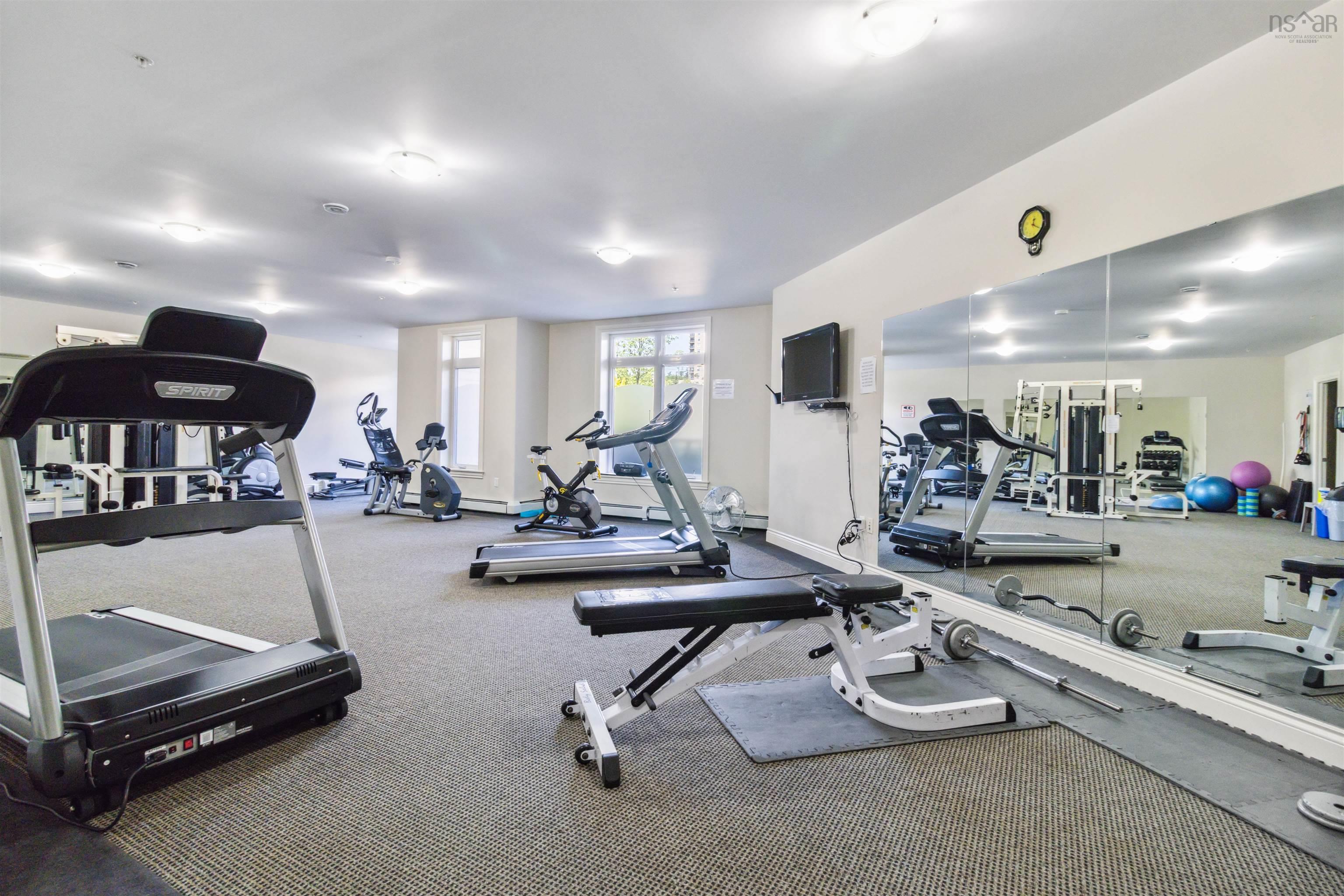 110 53 Bedros Lane photo #33