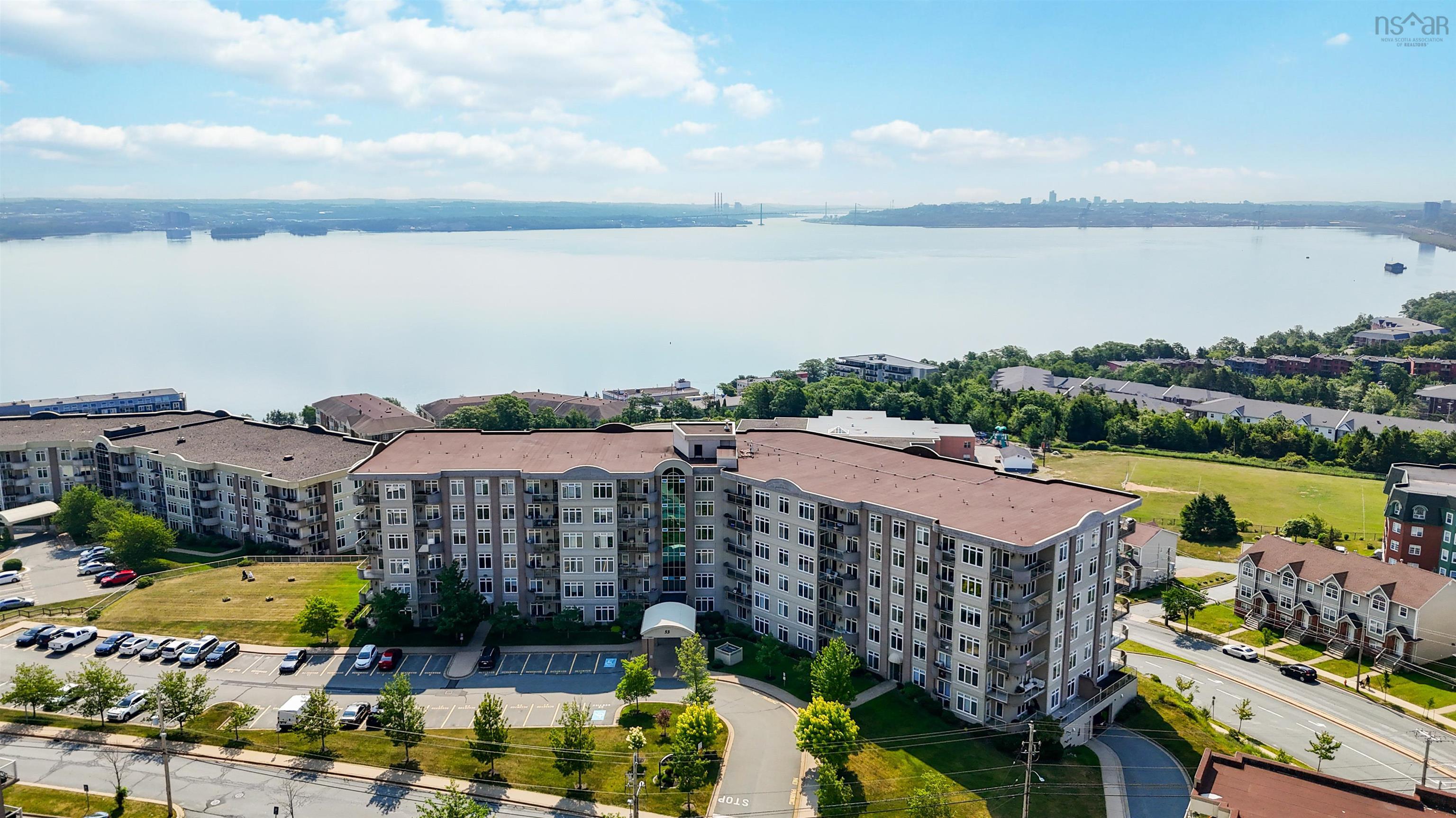 110 53 Bedros Lane photo #36