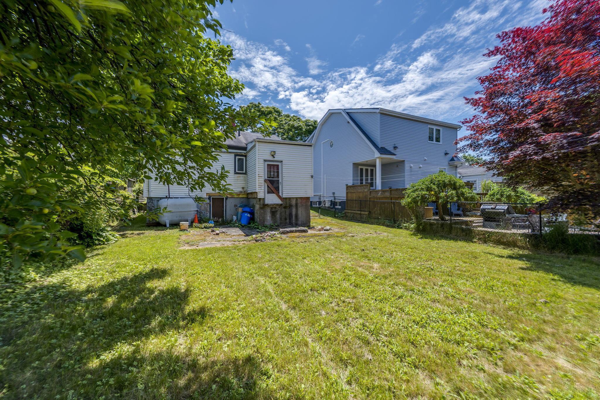 6519 Chester Avenue photo #2