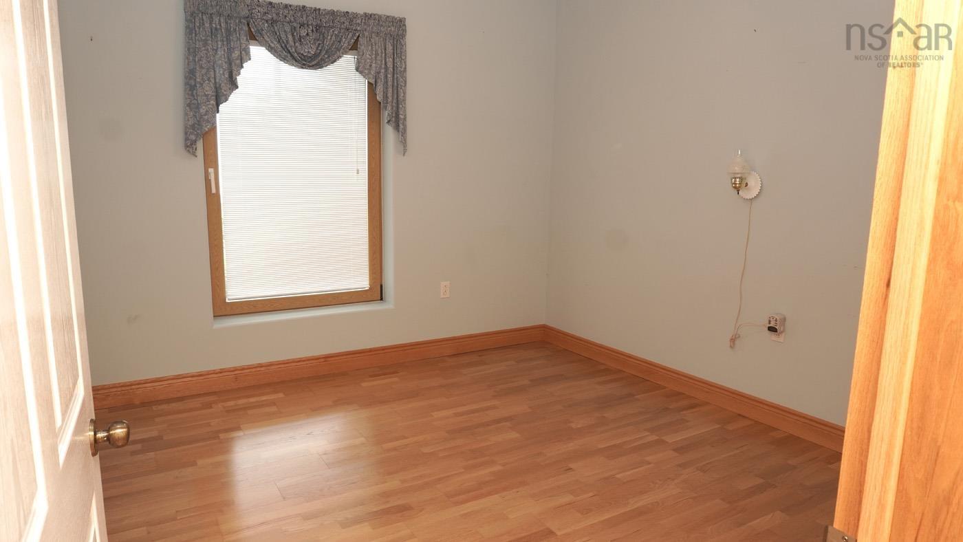 1638 Shore Road photo #14