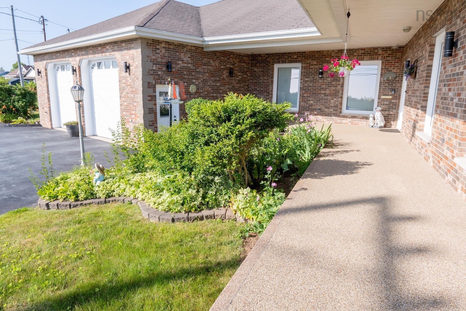 1638 Shore Road photo #3