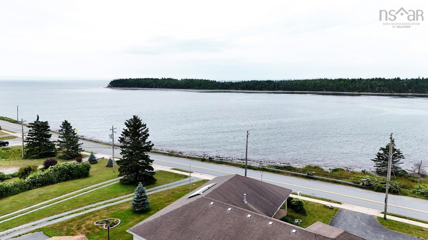 1638 Shore Road photo #4