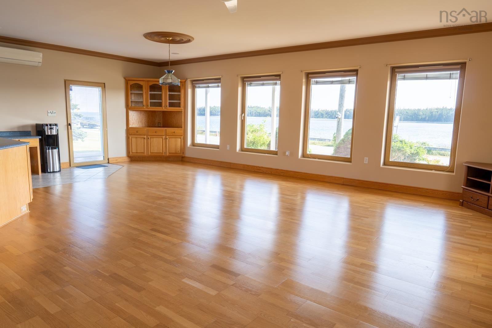 1638 Shore Road photo #5