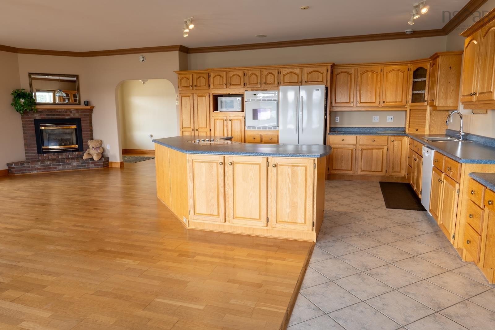 1638 Shore Road photo #8