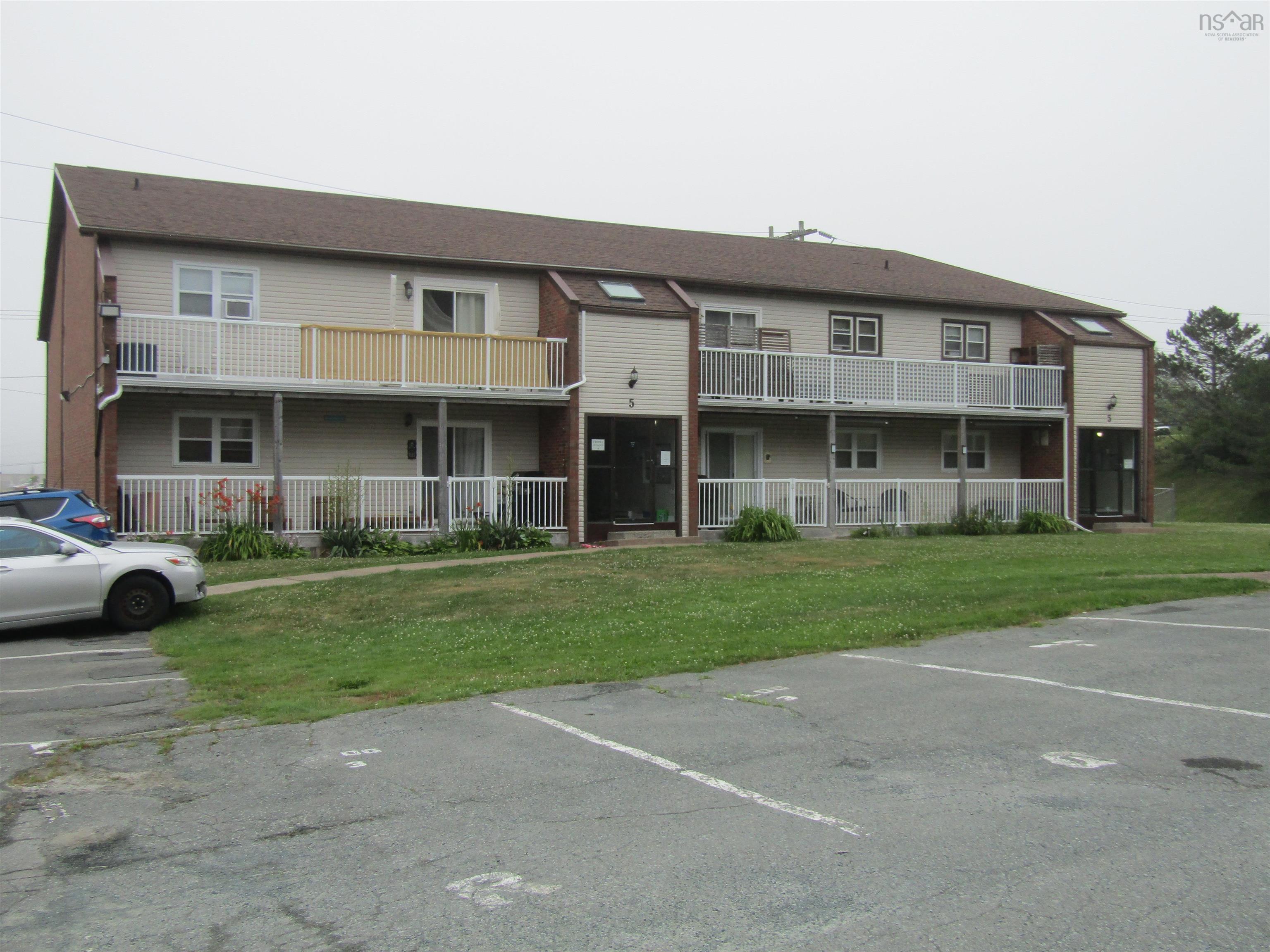 13 5 Rose Way photo #8