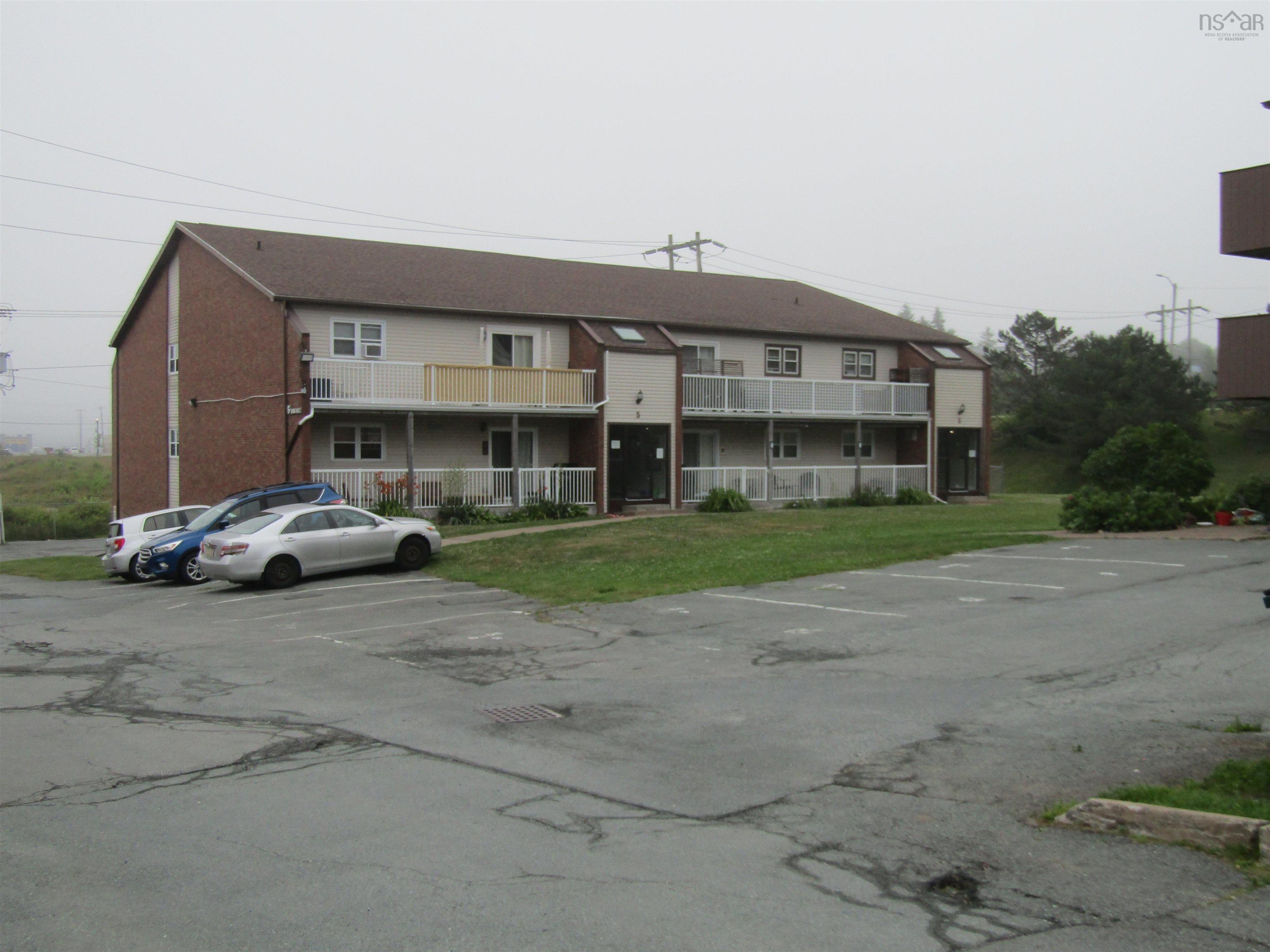 13 5 Rose Way photo #10