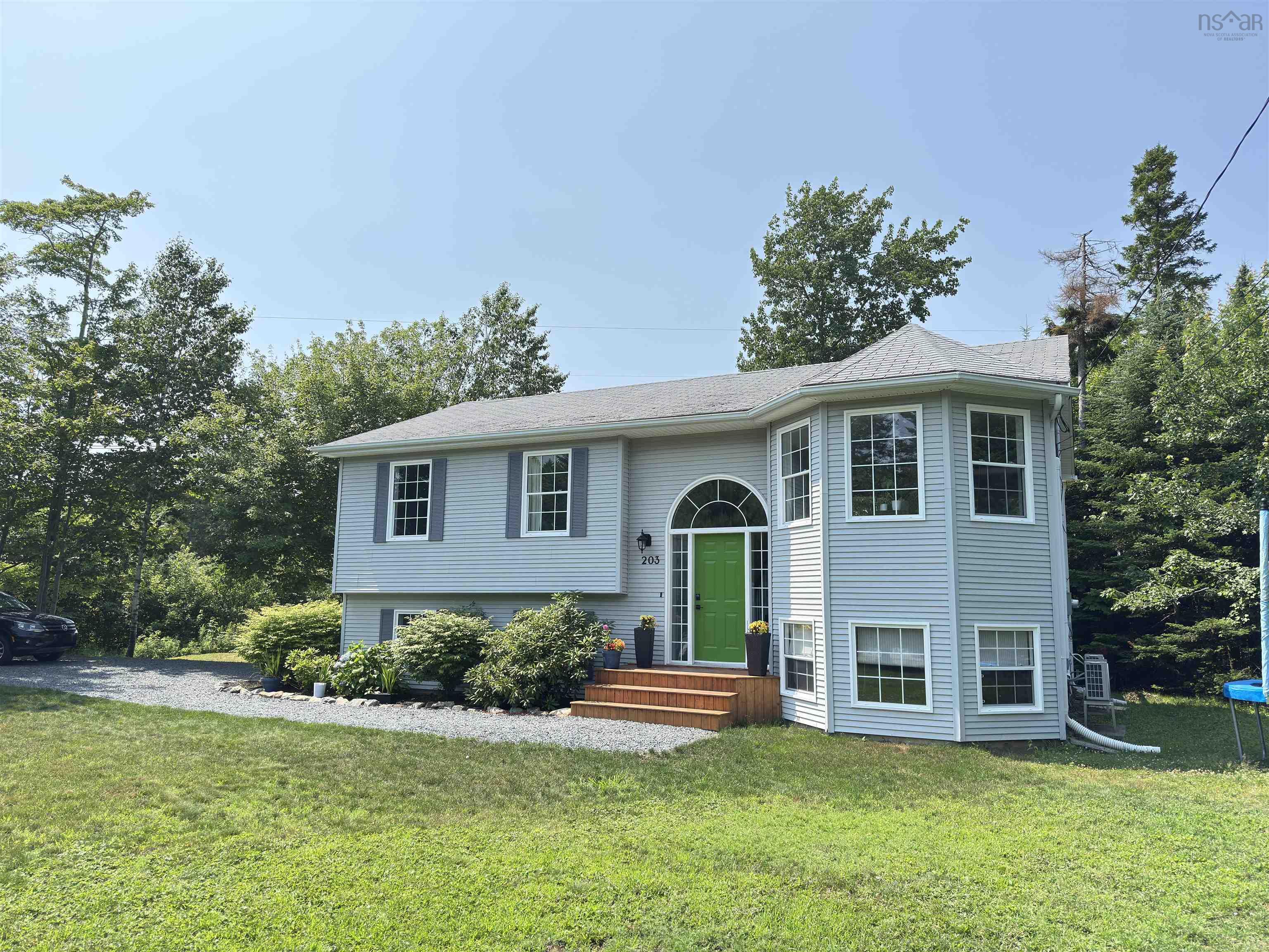 203 ST GEORGE BLVD, HAMMONDS PLAINS, NS Photo 1