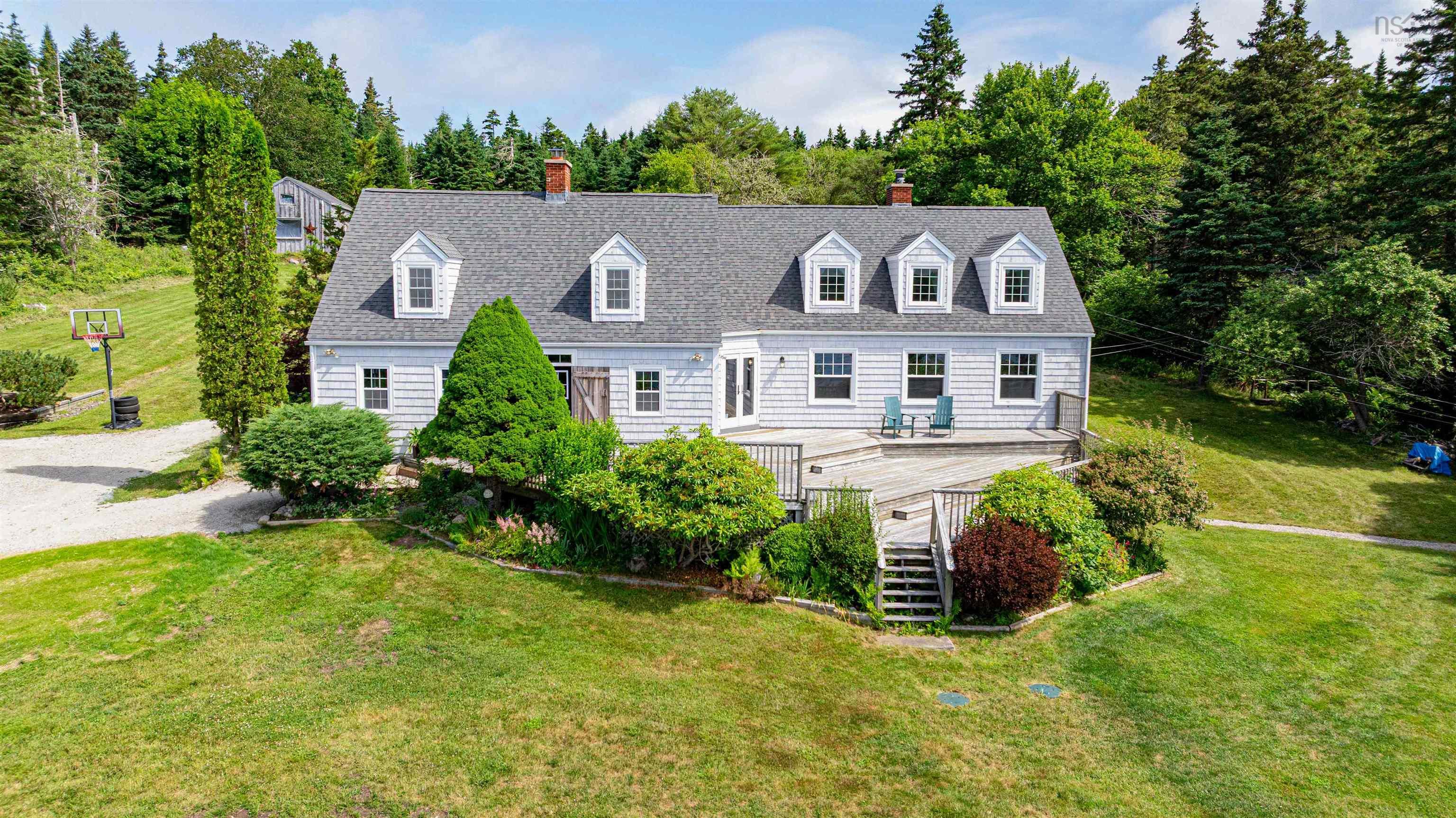 211 Indian Point Road photo #2