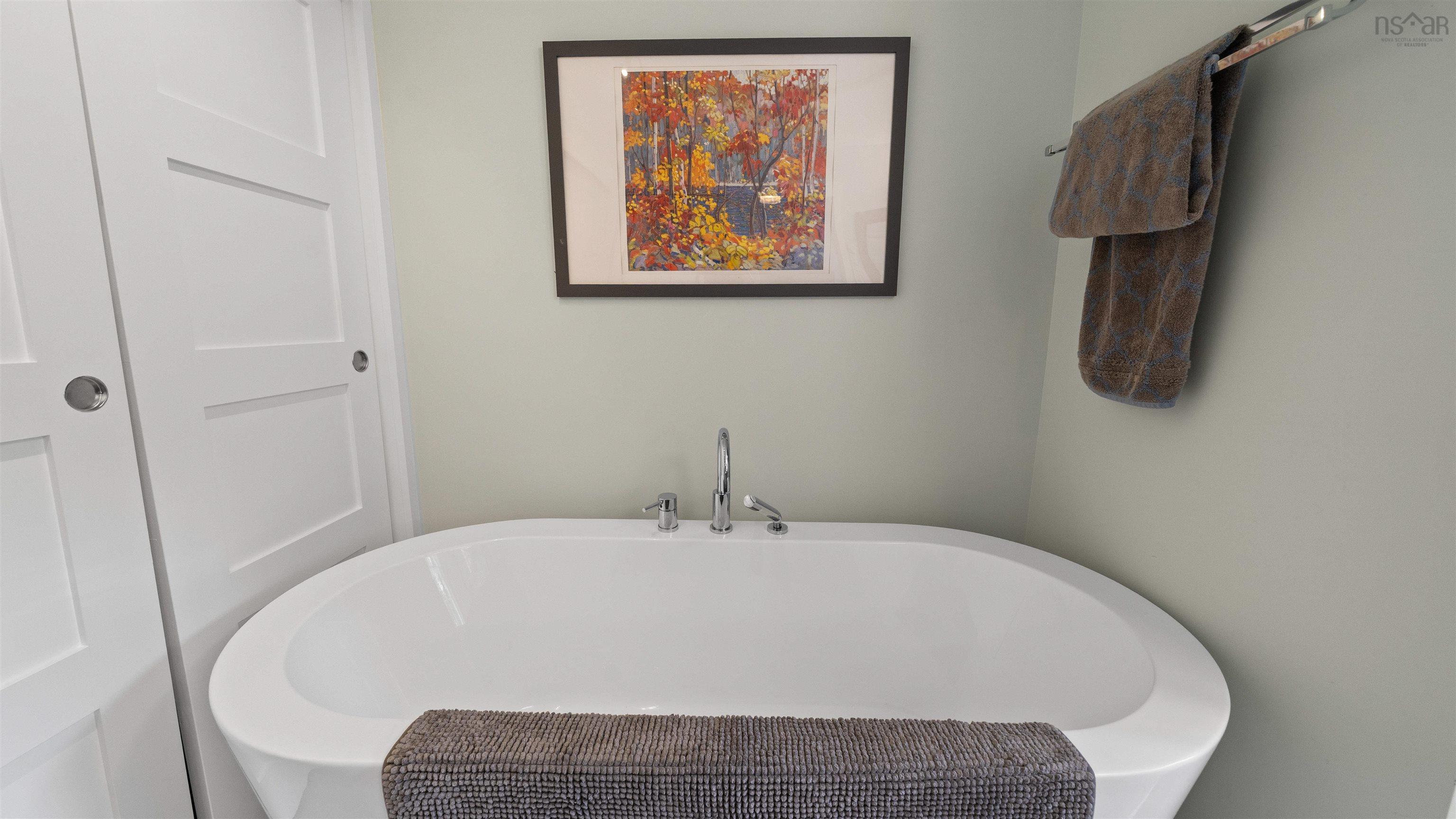 211 Indian Point Road photo #19