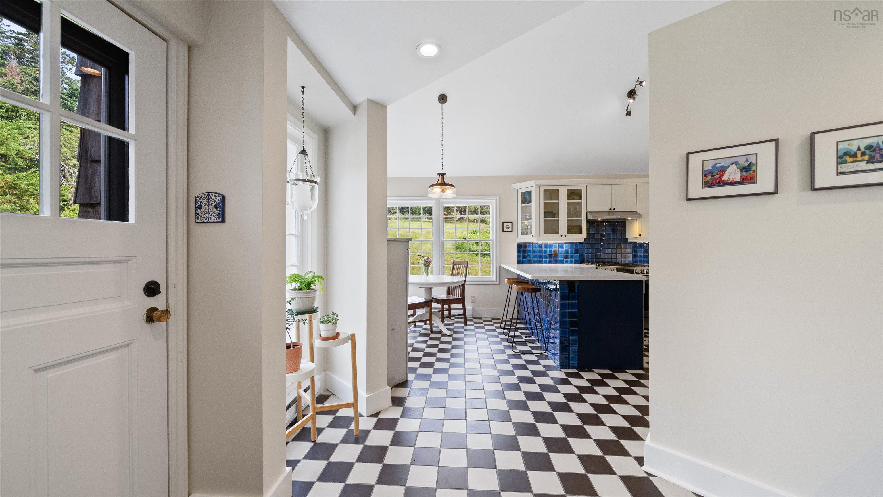 211 Indian Point Road photo #24