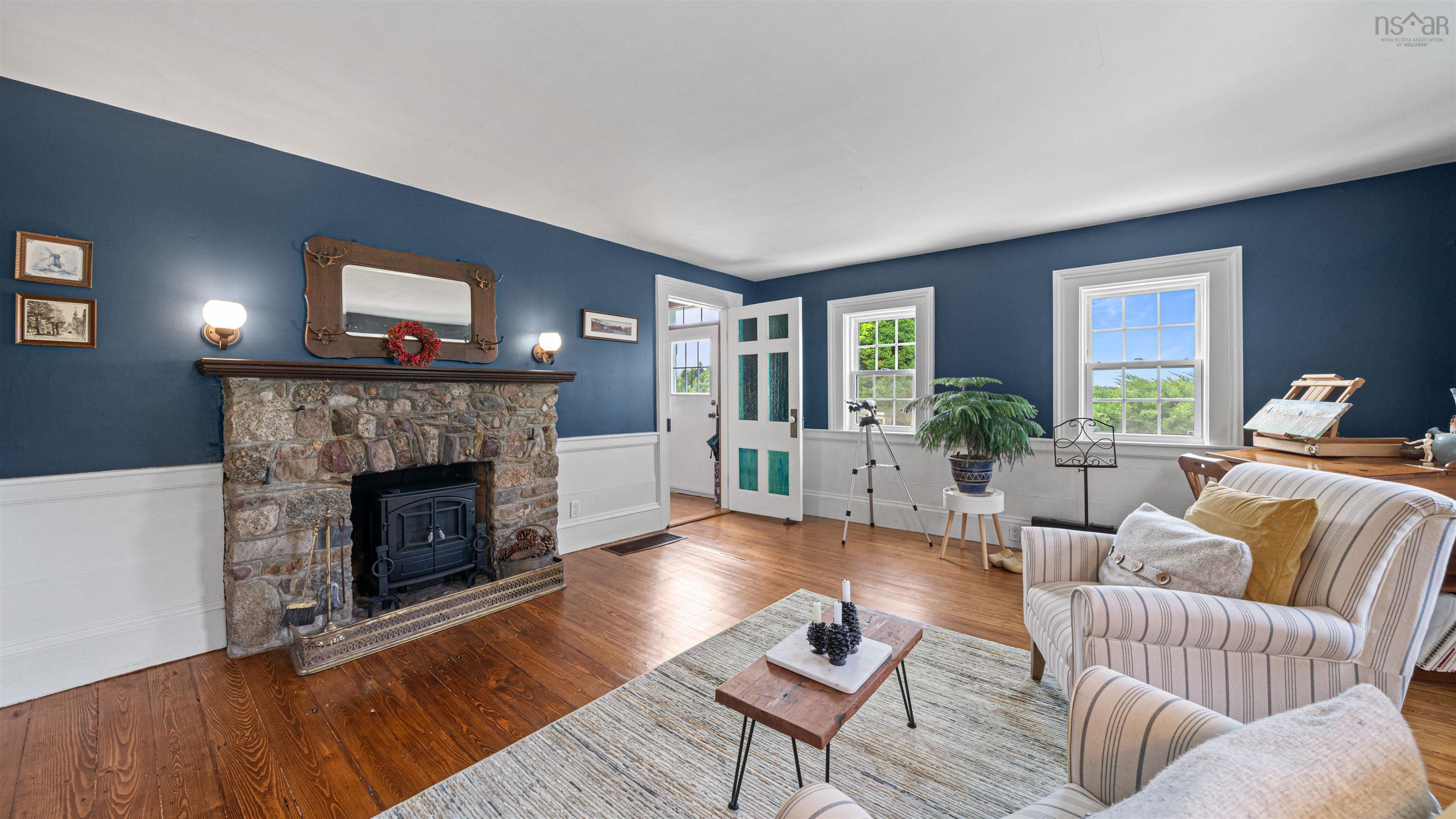 211 Indian Point Road photo #40