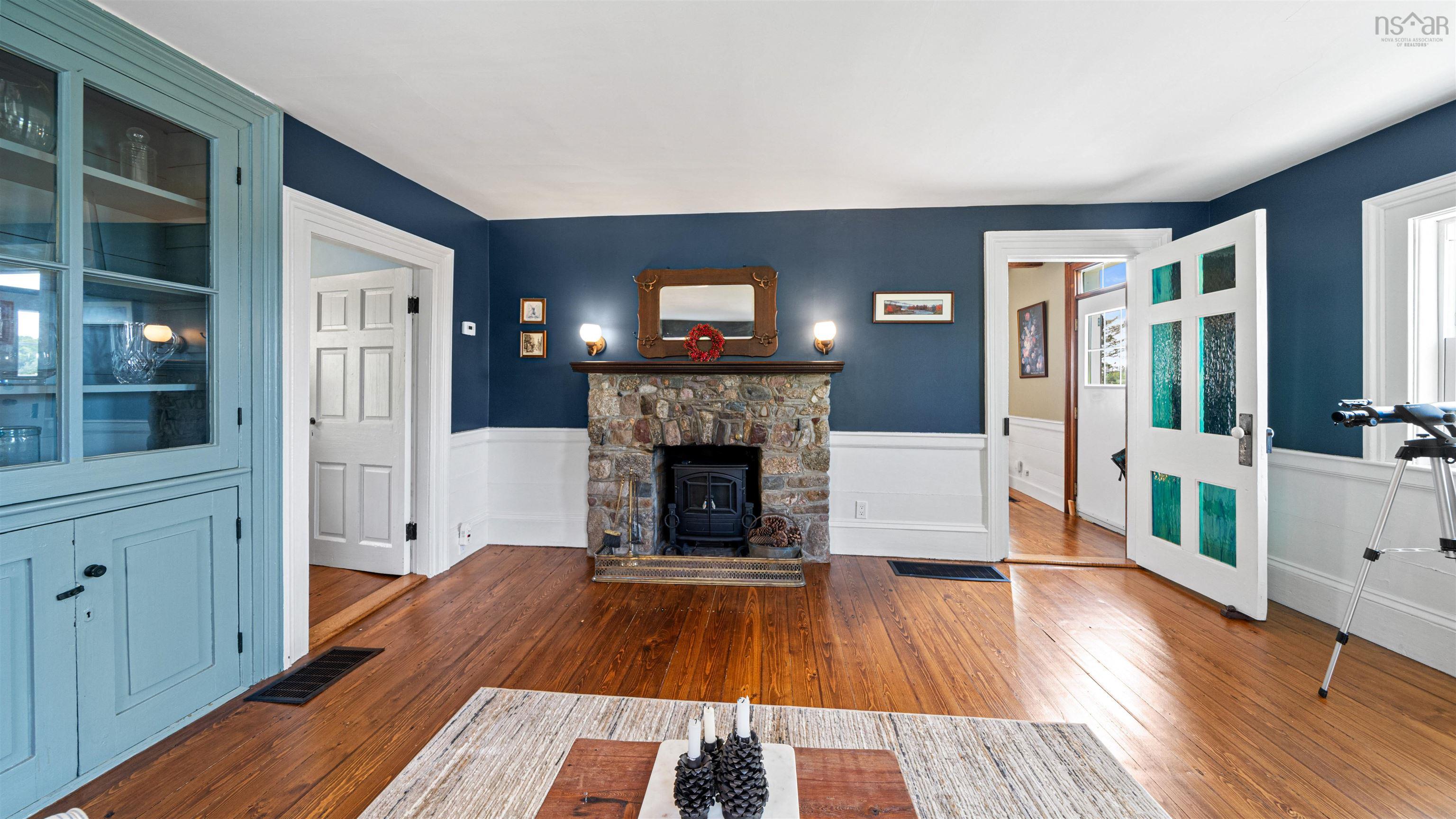 211 Indian Point Road photo #41