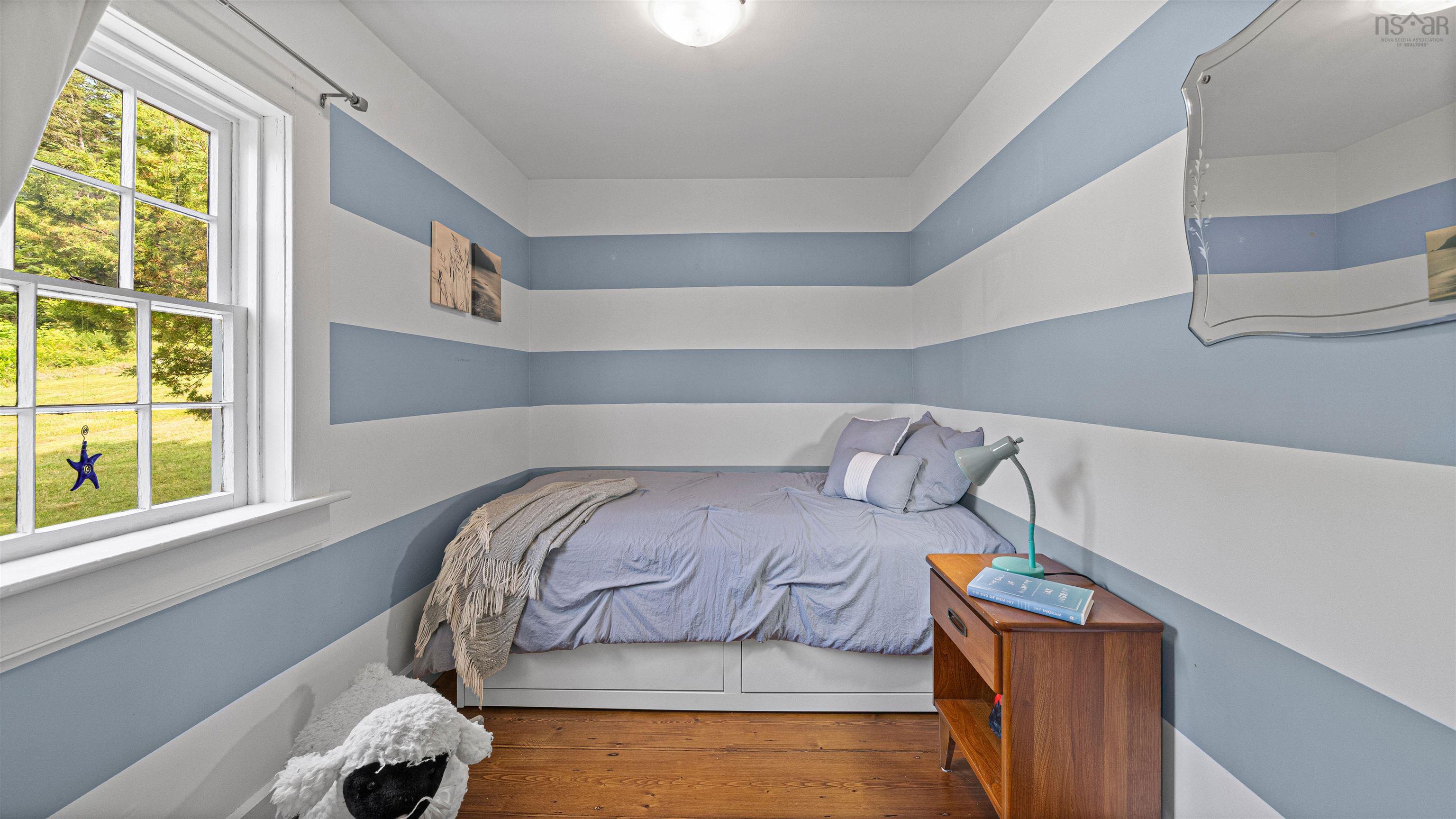 211 Indian Point Road photo #44