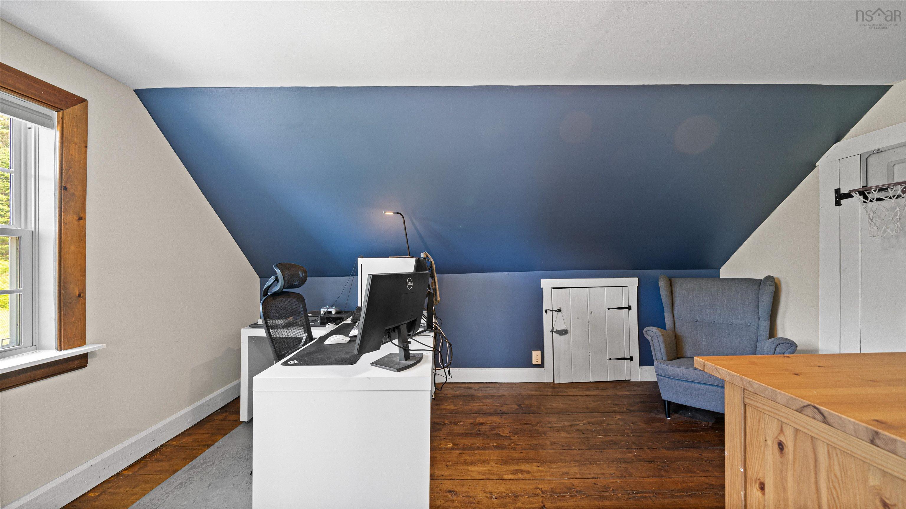 211 Indian Point Road photo #46