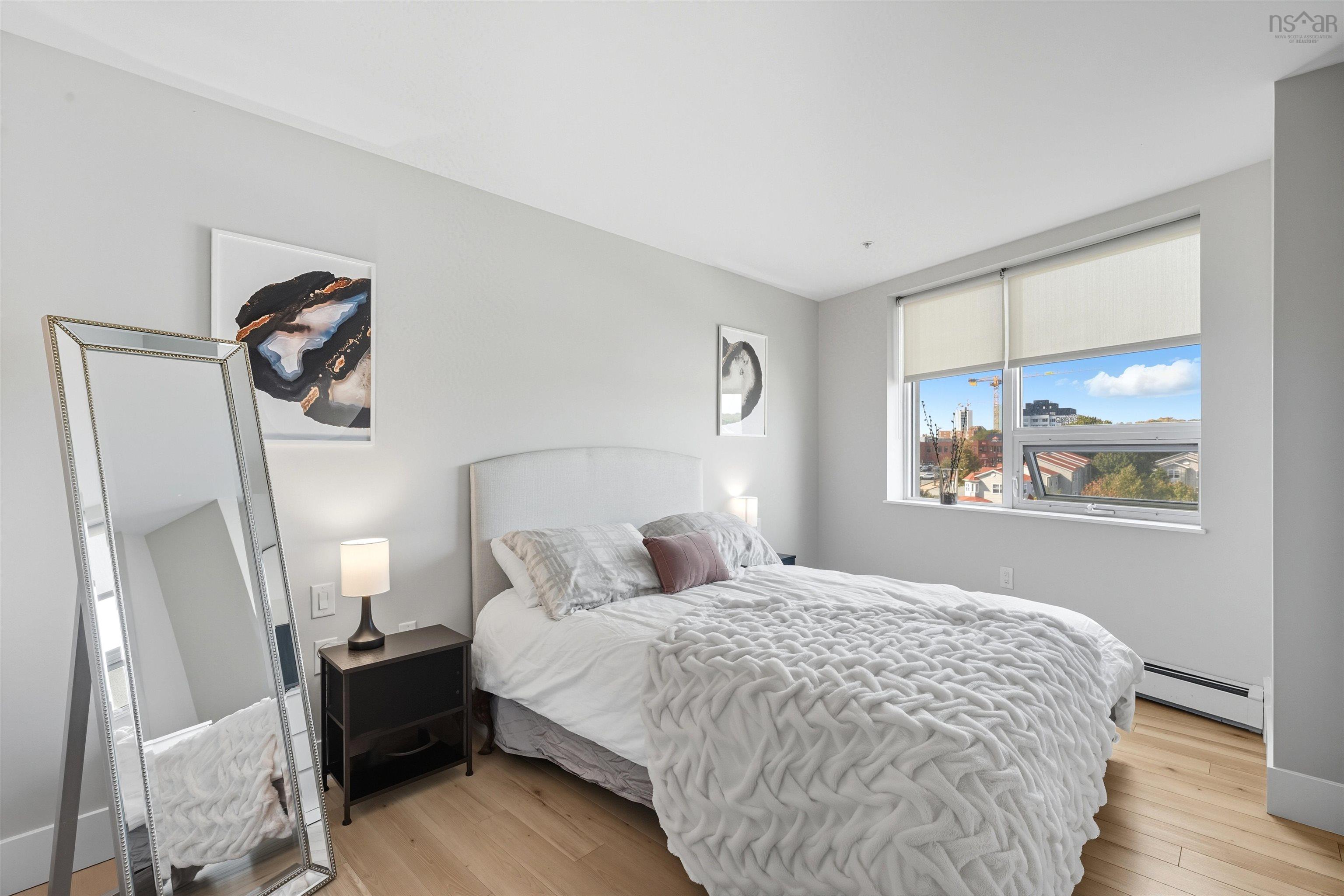 501 15 Kings Wharf Place photo #14