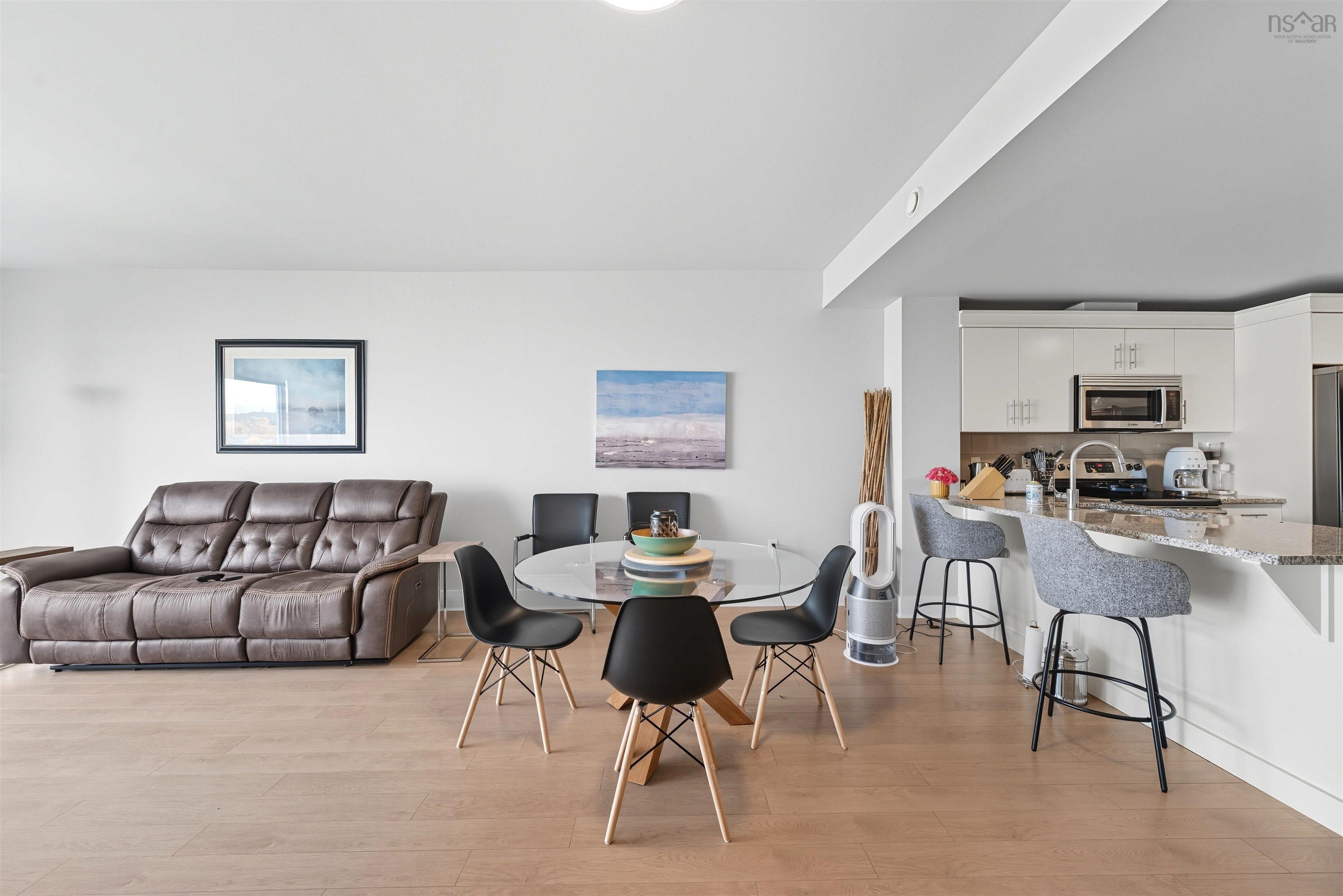 501 15 Kings Wharf Place photo #6